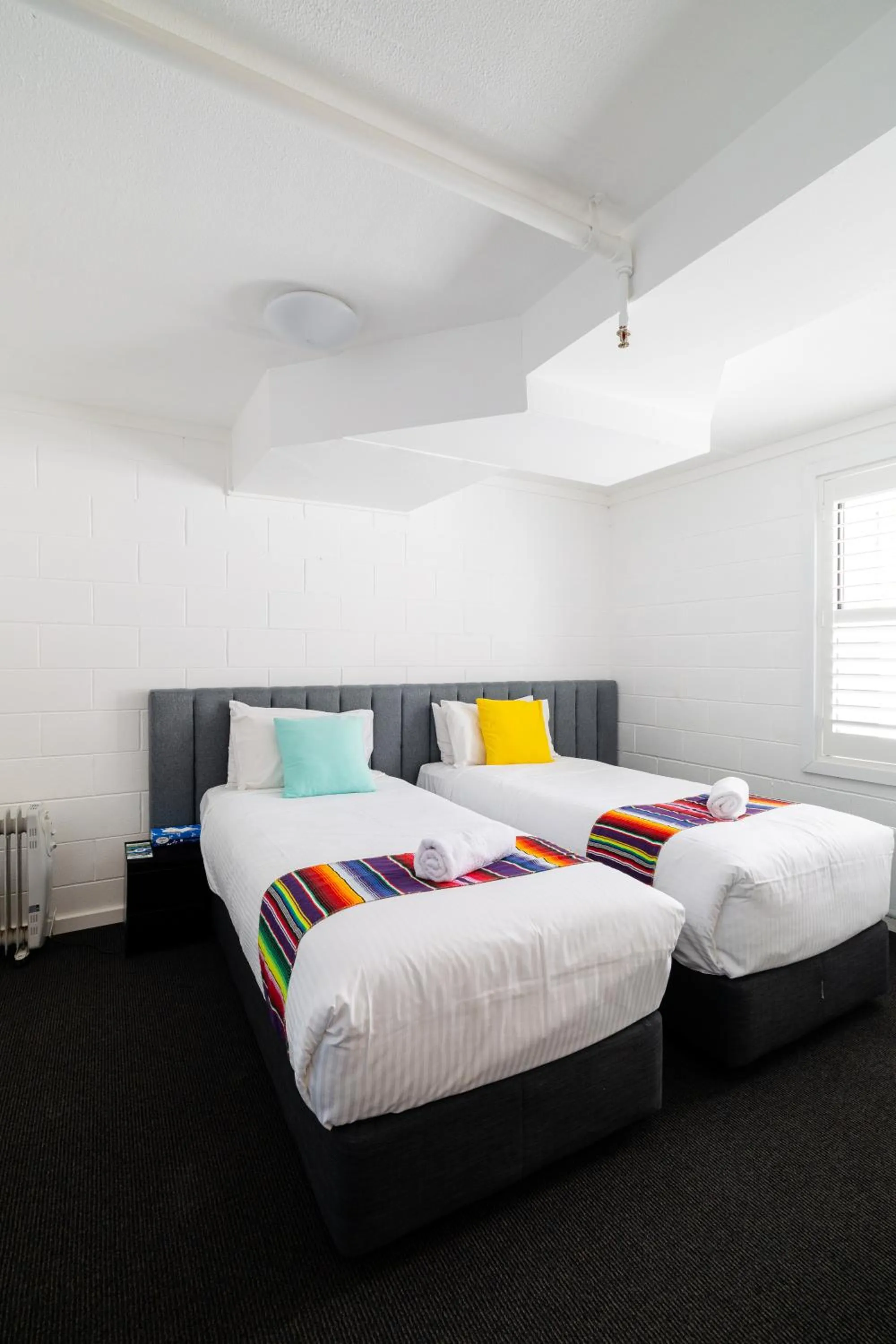 Bedroom, Bed in Stillwell Hotel