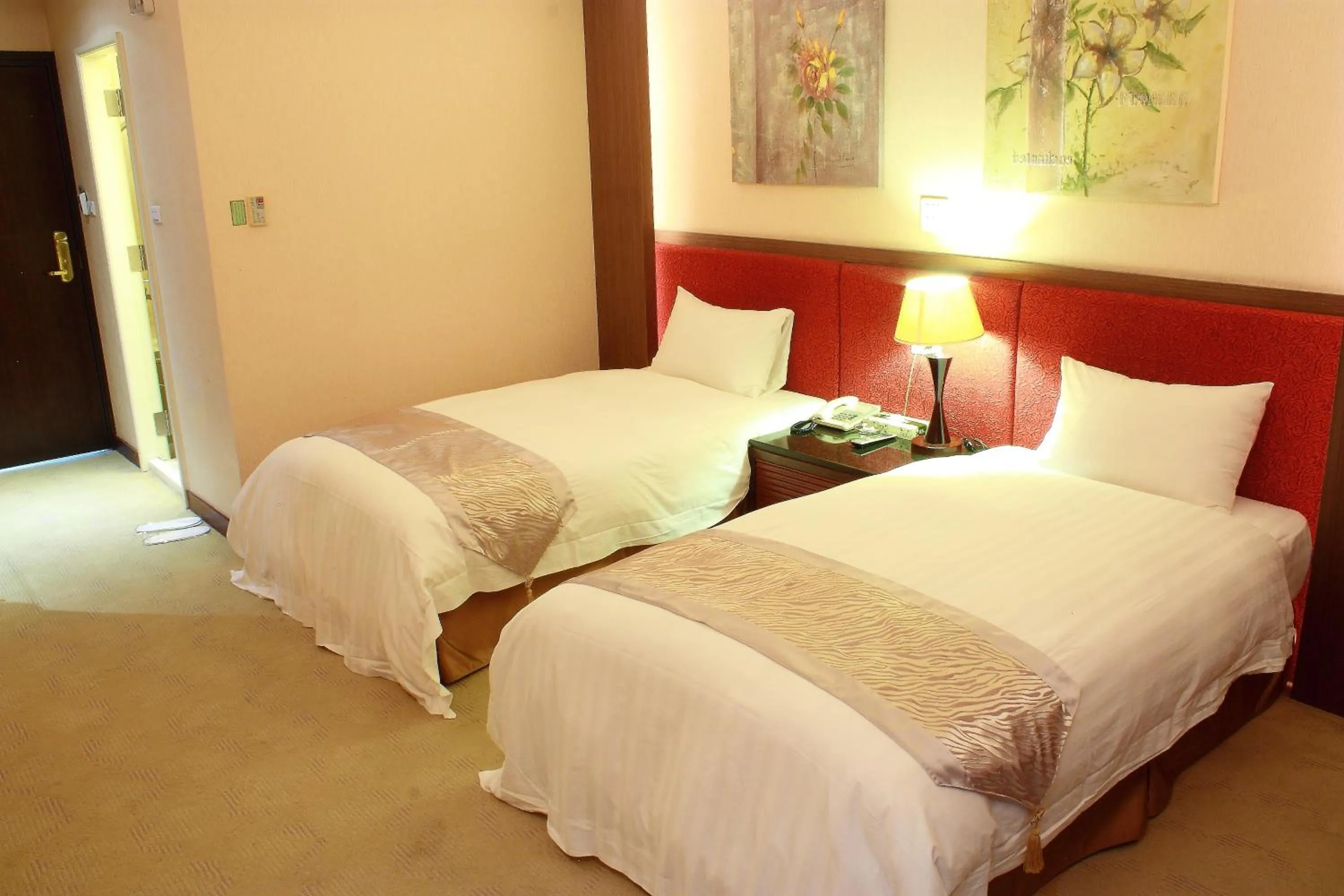 Bed in East Coast Sea View Hotel