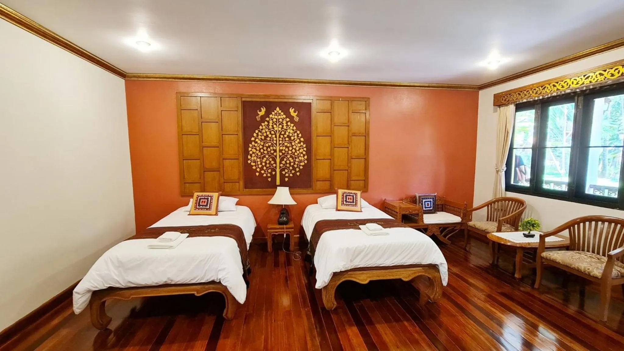 Bed in Hotel Siblanburi Resort