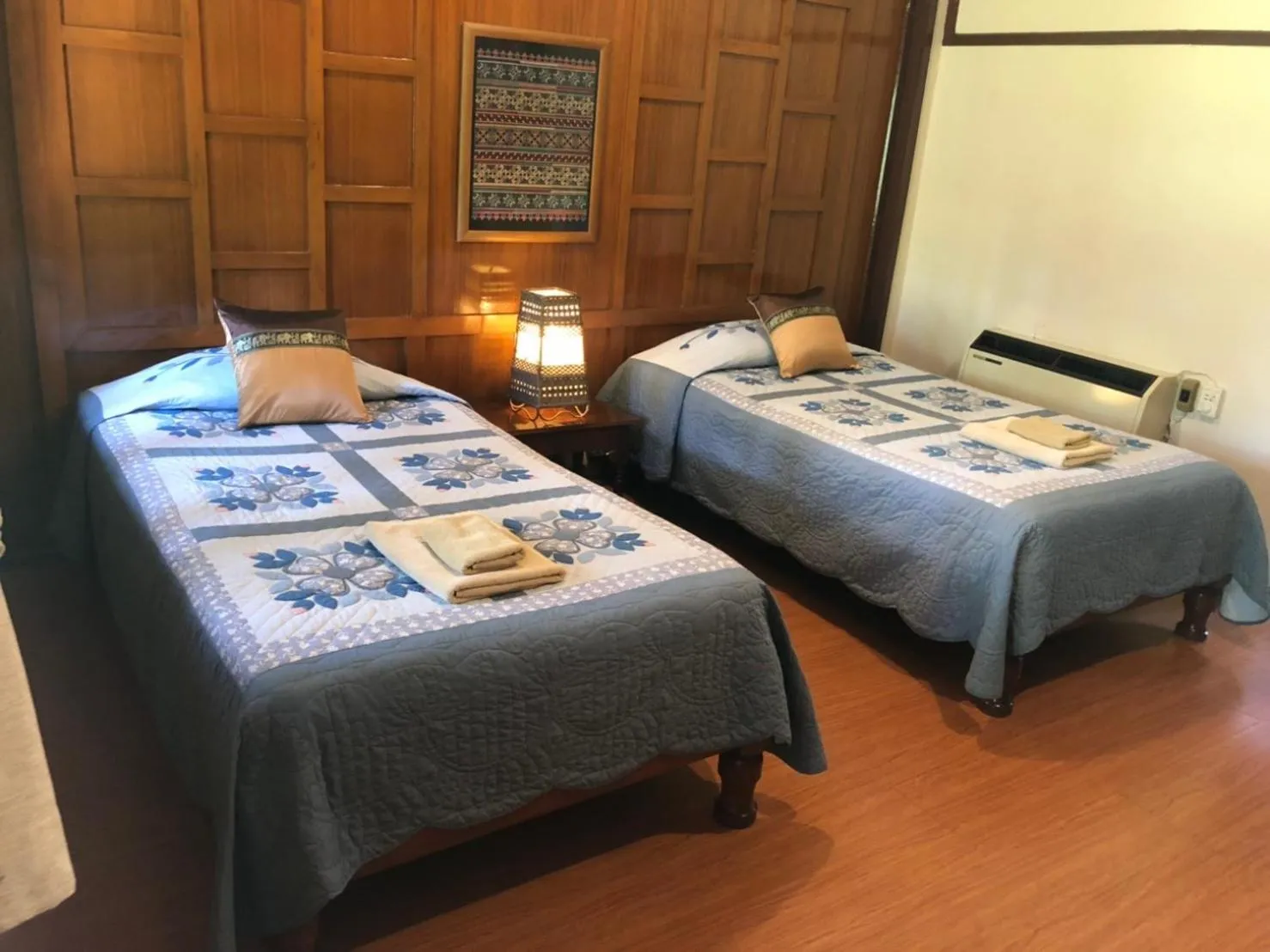 Bed in Hotel Siblanburi Resort