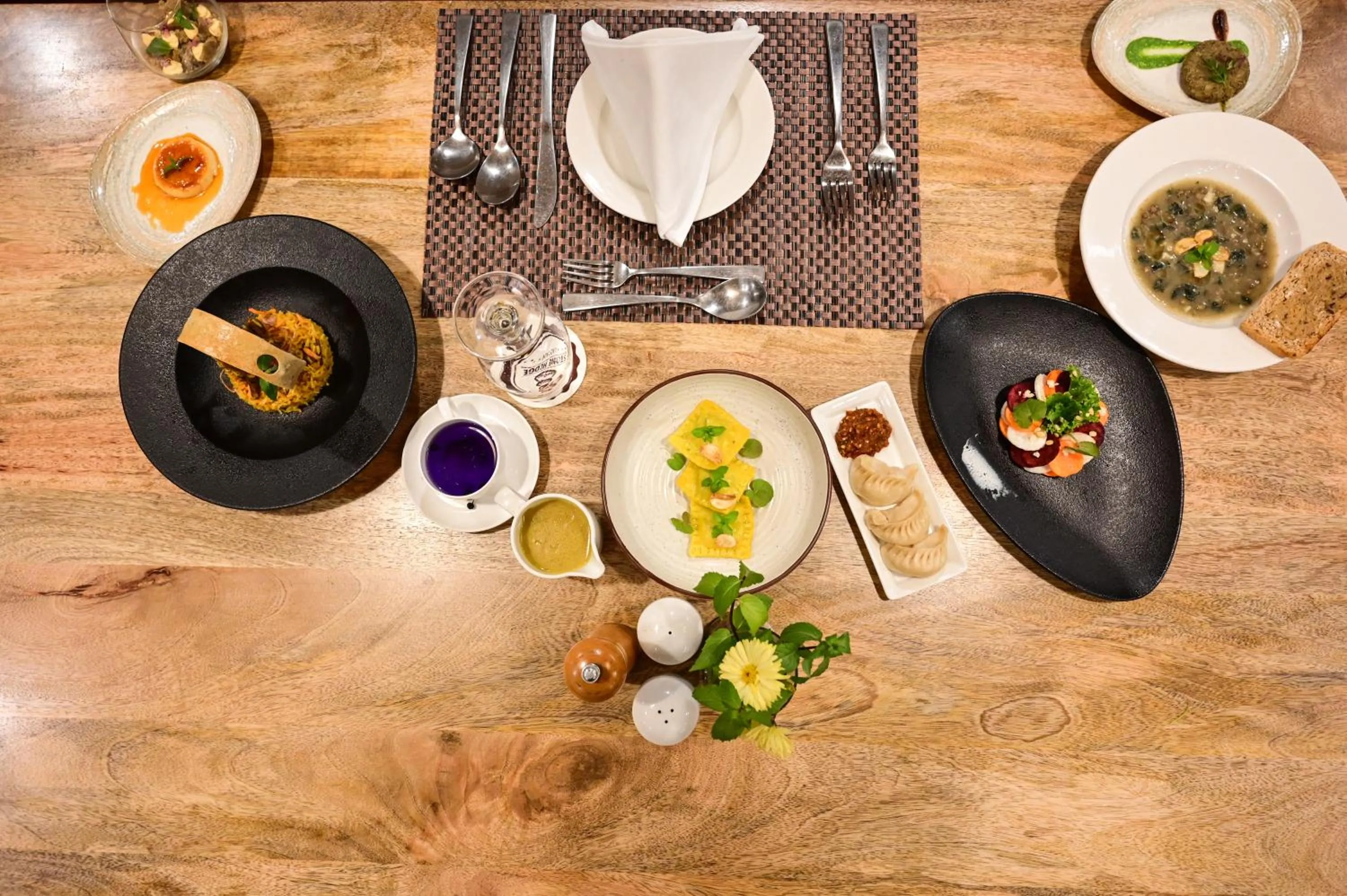 Food in Stone Hedge Hotel