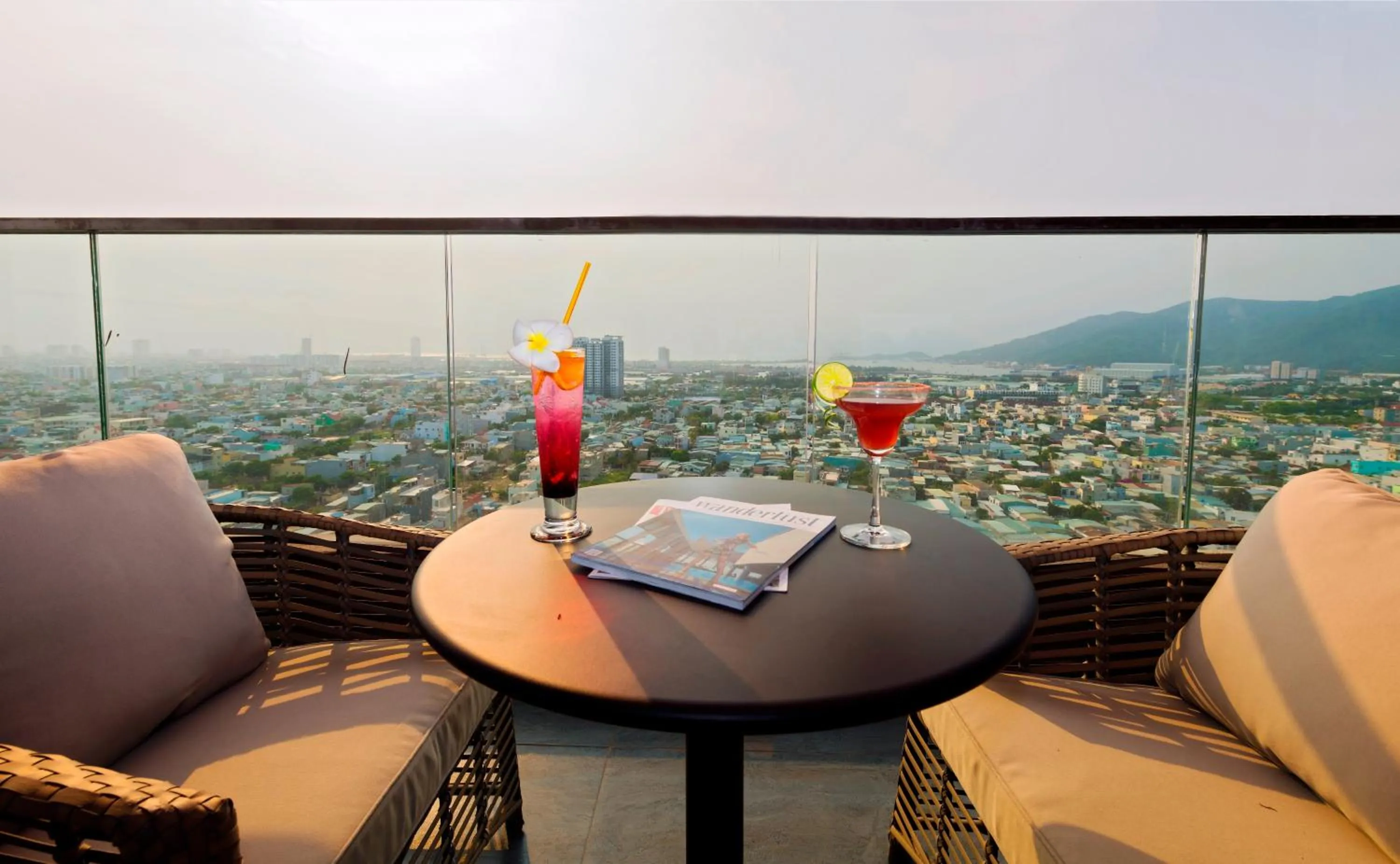 Lounge or bar in The Code Hotel & Spa Da Nang - Complimentary Daily Afternoon Tea in Sky Bar