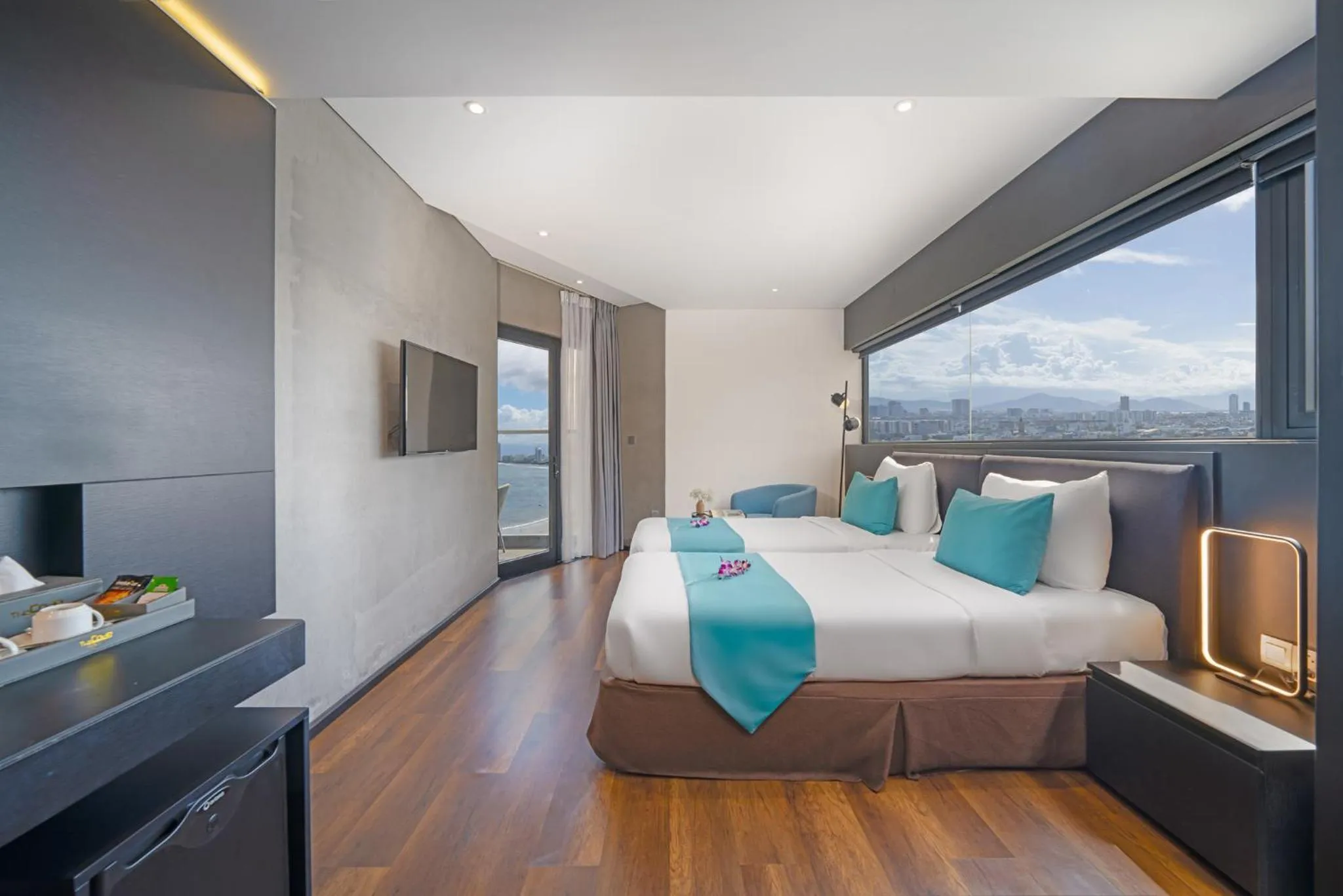 Communal lounge/ TV room, Bed in The Code Hotel & Spa Da Nang - Complimentary Daily Afternoon Tea in Sky Bar