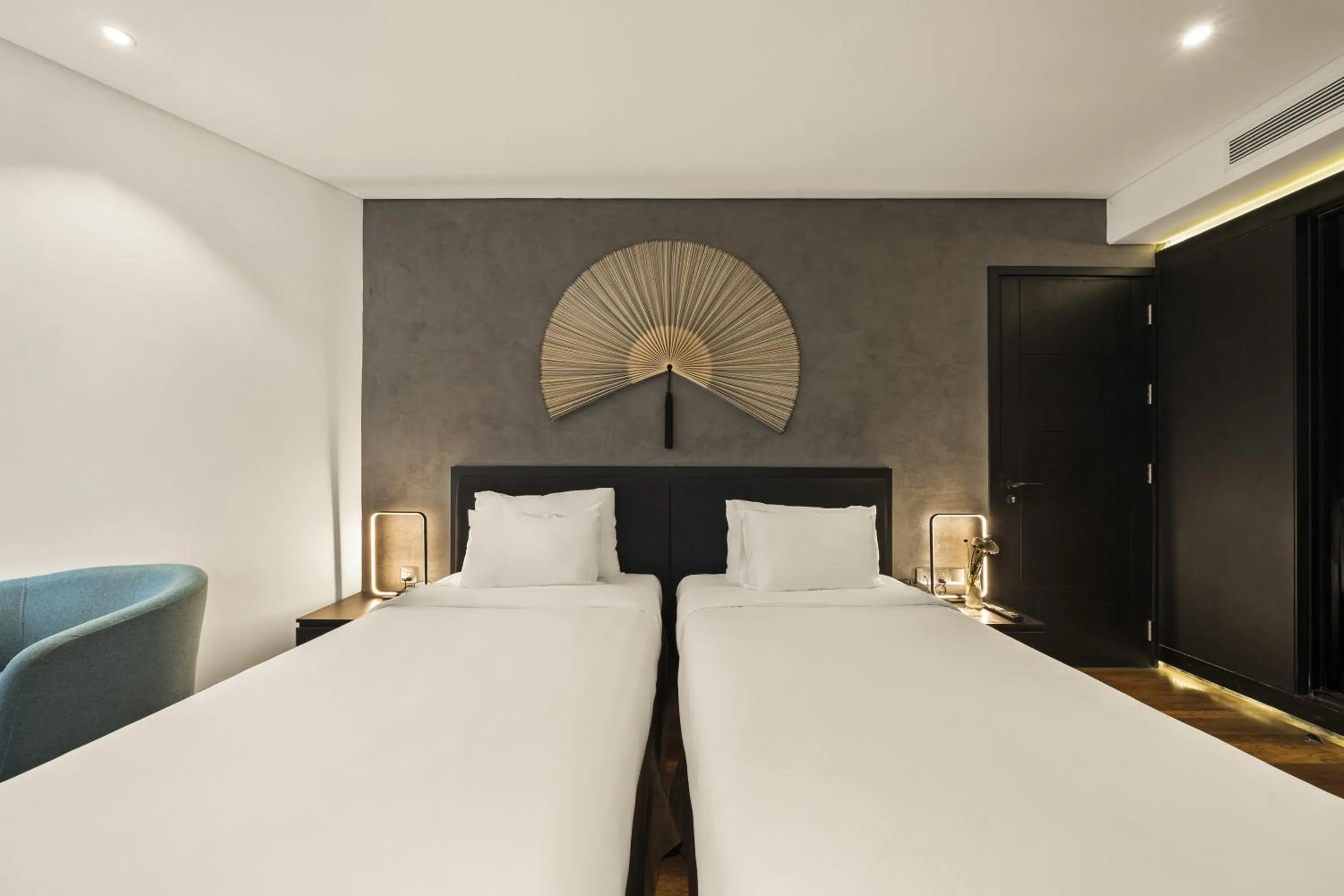 Bed in The Code Hotel & Spa Da Nang - Complimentary Daily Afternoon Tea in Sky Bar