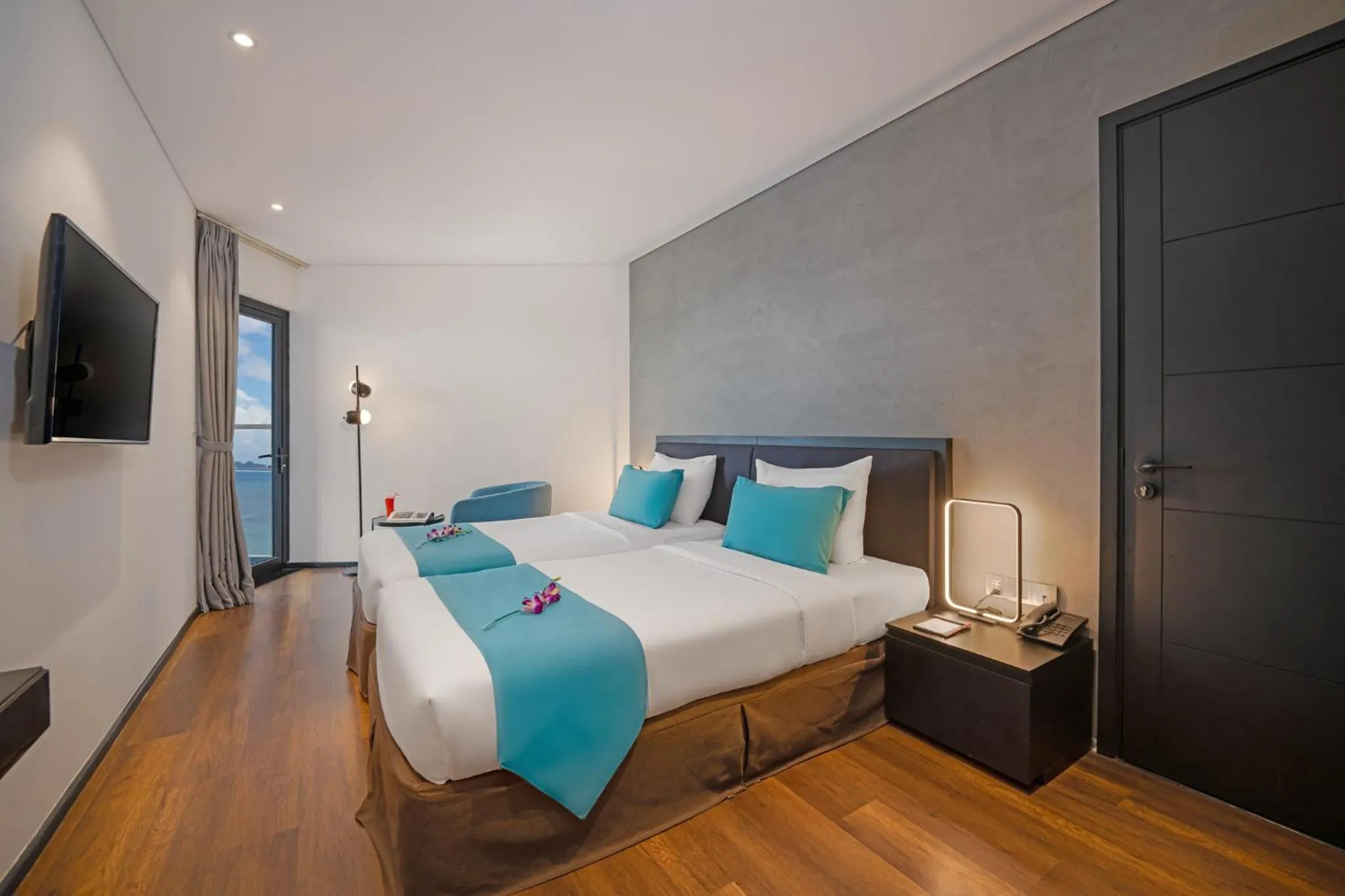 Bed in The Code Hotel & Spa Da Nang - Complimentary Daily Afternoon Tea in Sky Bar
