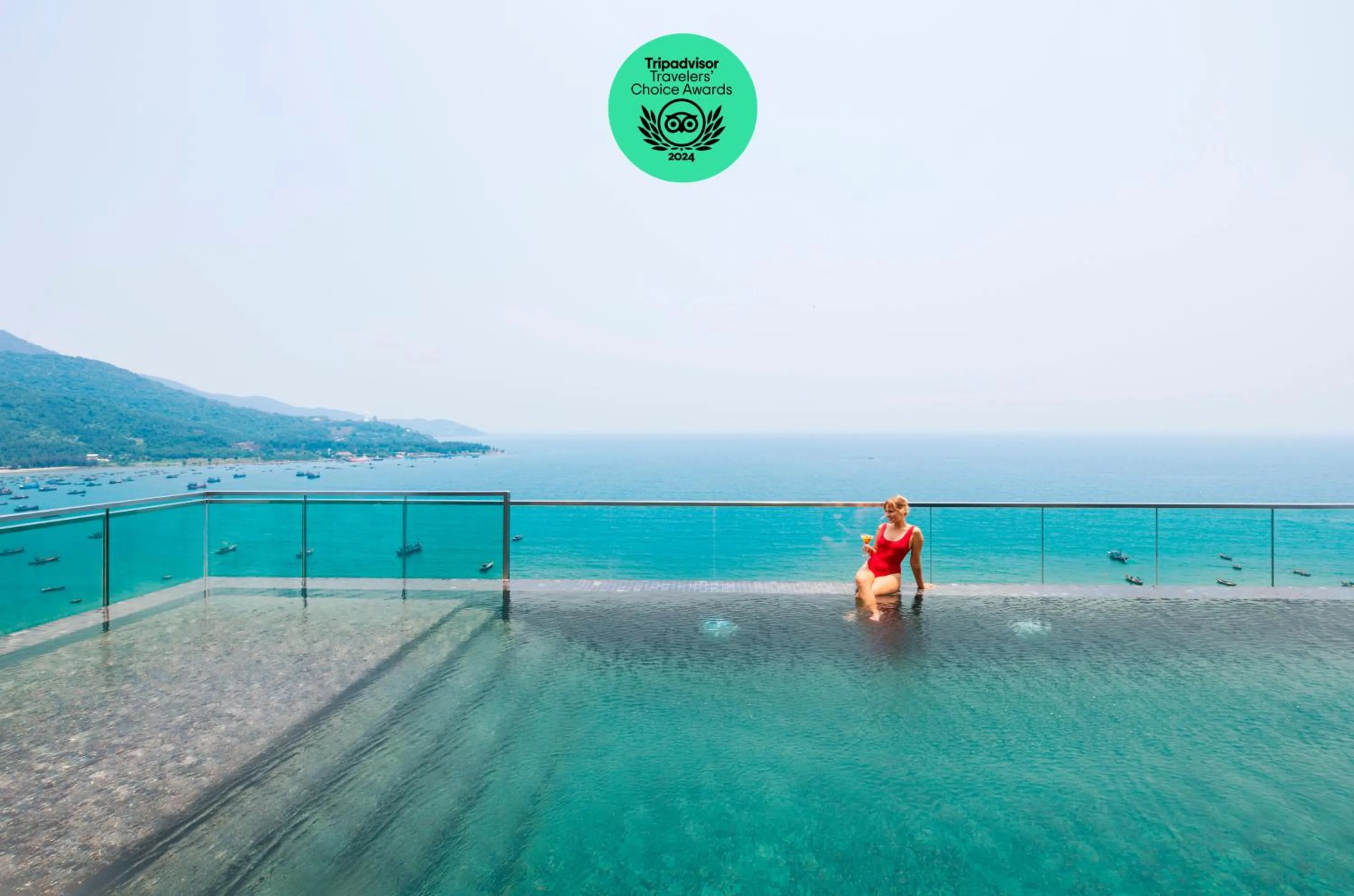 The Code Hotel & Spa Da Nang - Complimentary Daily Afternoon Tea in Sky Bar