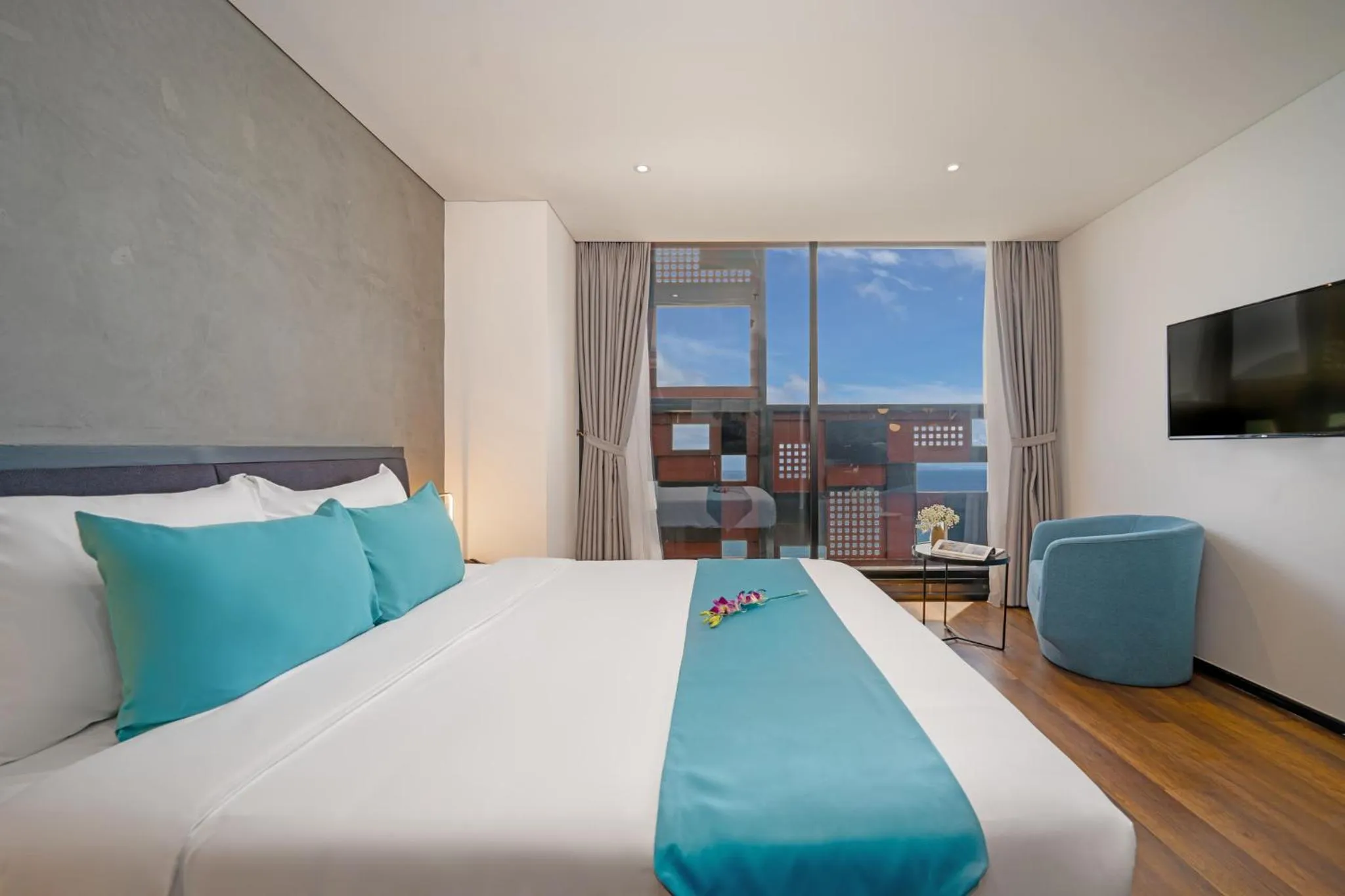 Bed in The Code Hotel & Spa Da Nang - Complimentary Daily Afternoon Tea in Sky Bar