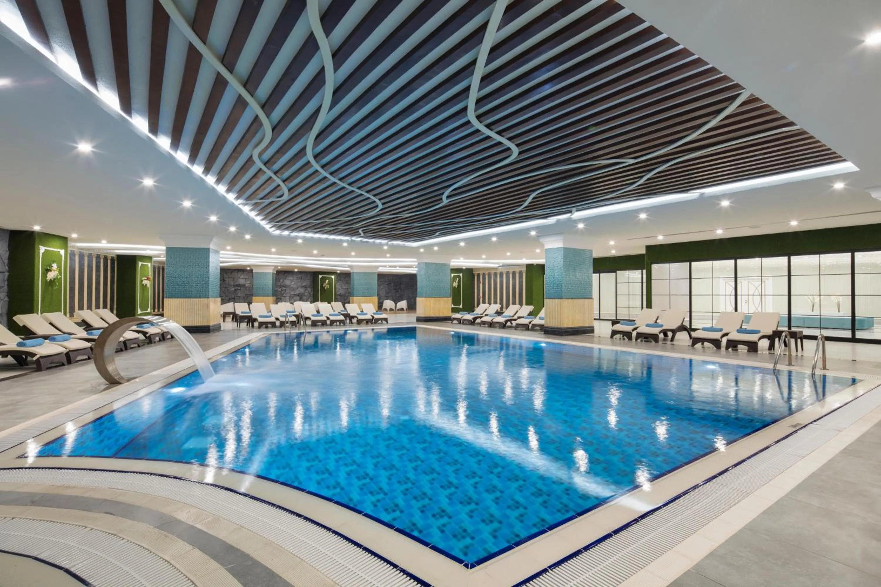 Swimming pool in Granada Luxury Beach-Ultra All Inclusive