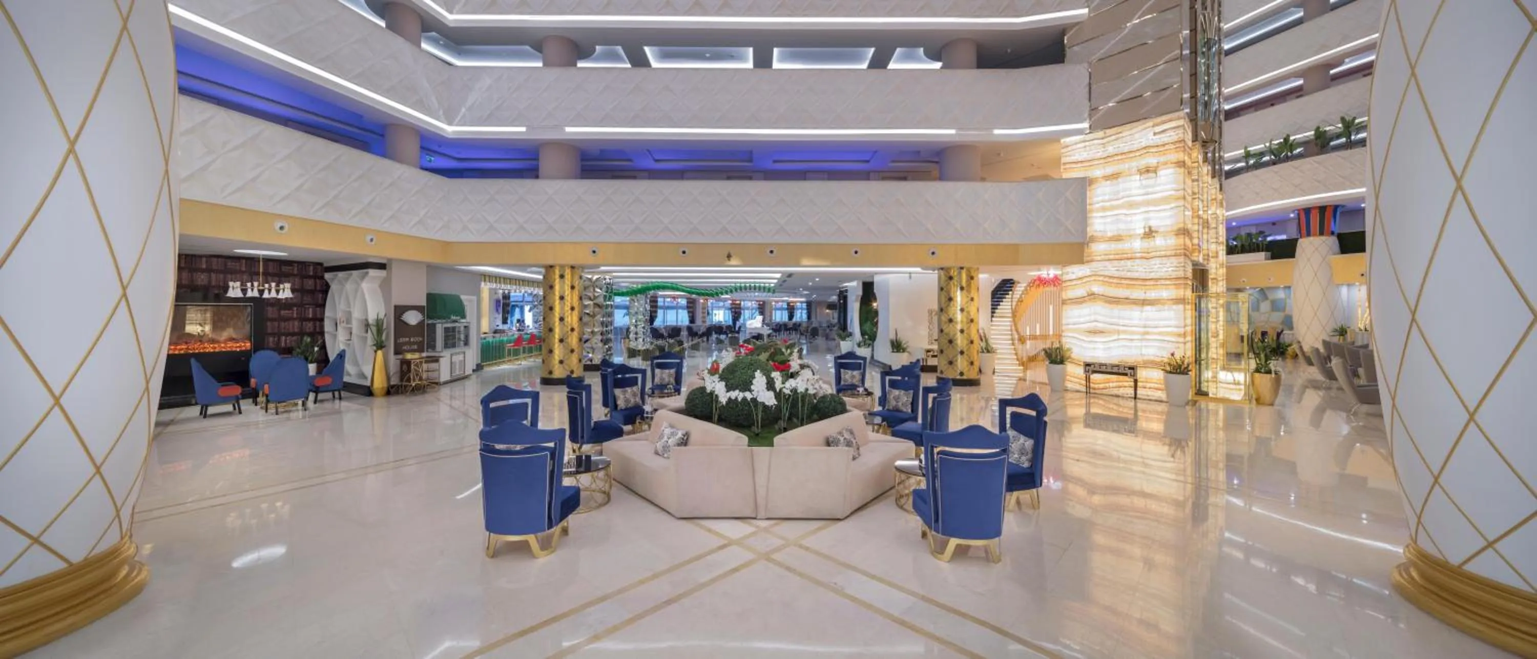 Lobby or reception in Granada Luxury Beach-Ultra All Inclusive