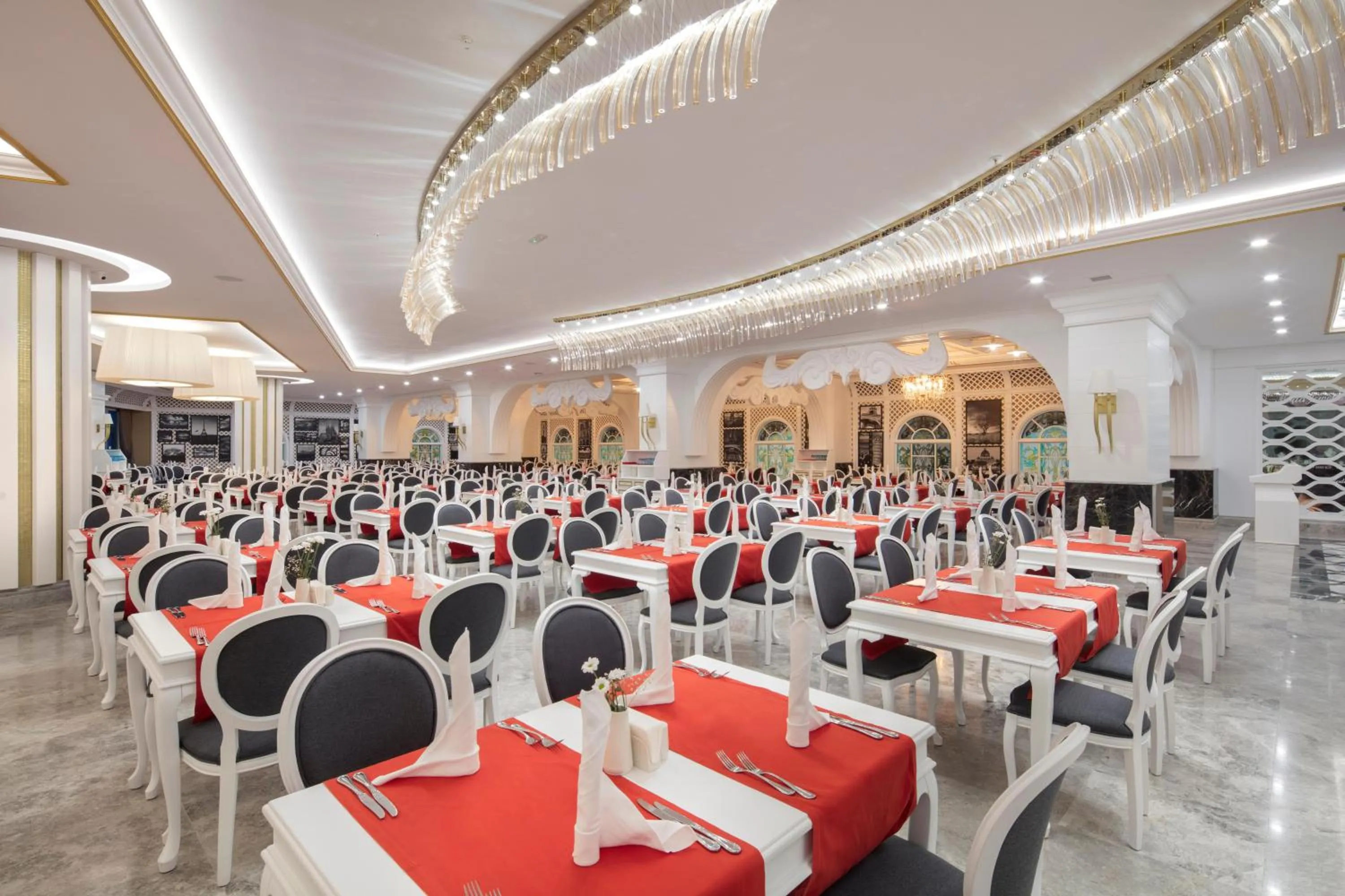 Restaurant/places to eat in Granada Luxury Beach-Ultra All Inclusive