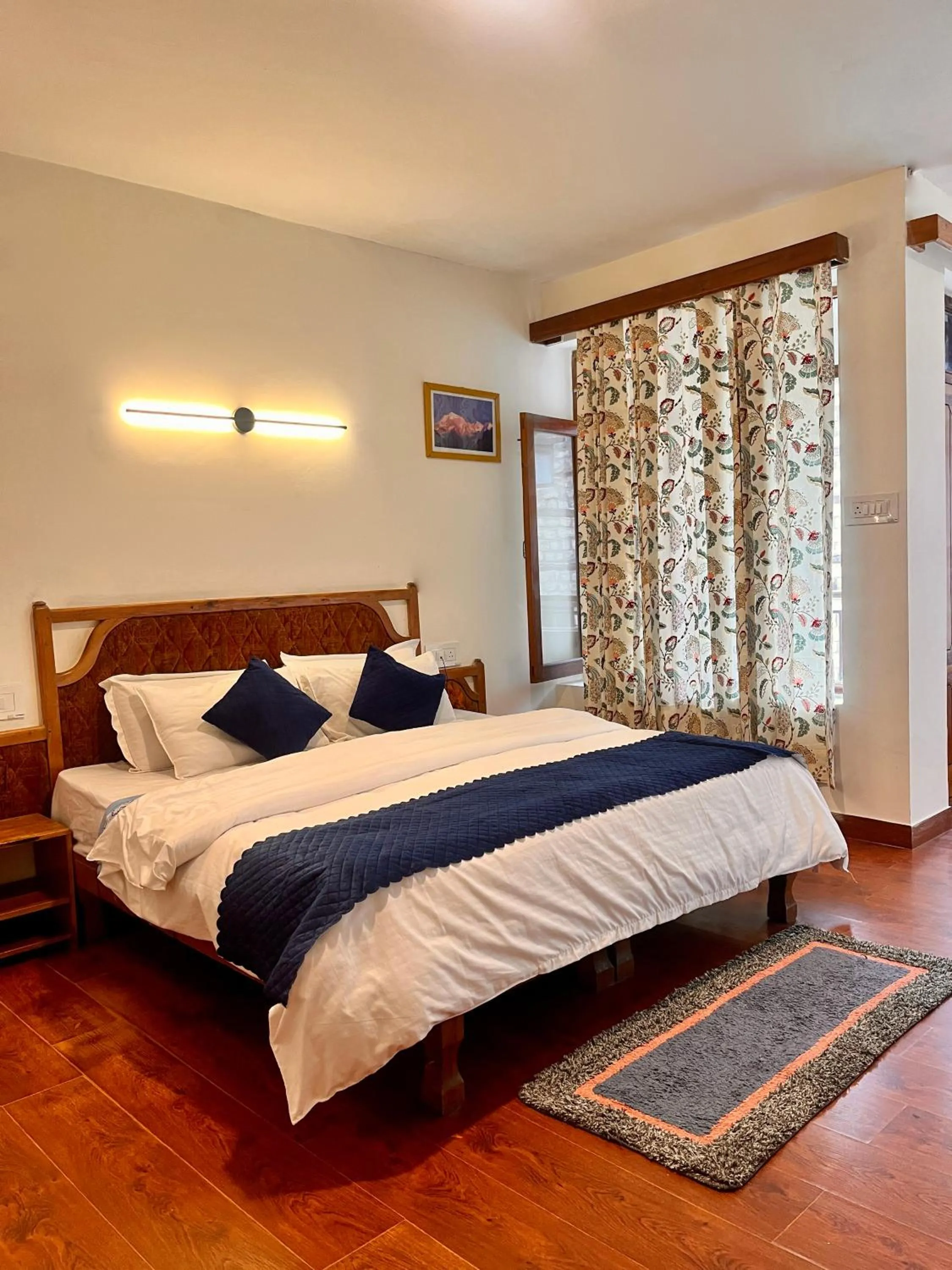 Bedroom, Bed in Tourist Hotel 10 minutes walking distance from the mall