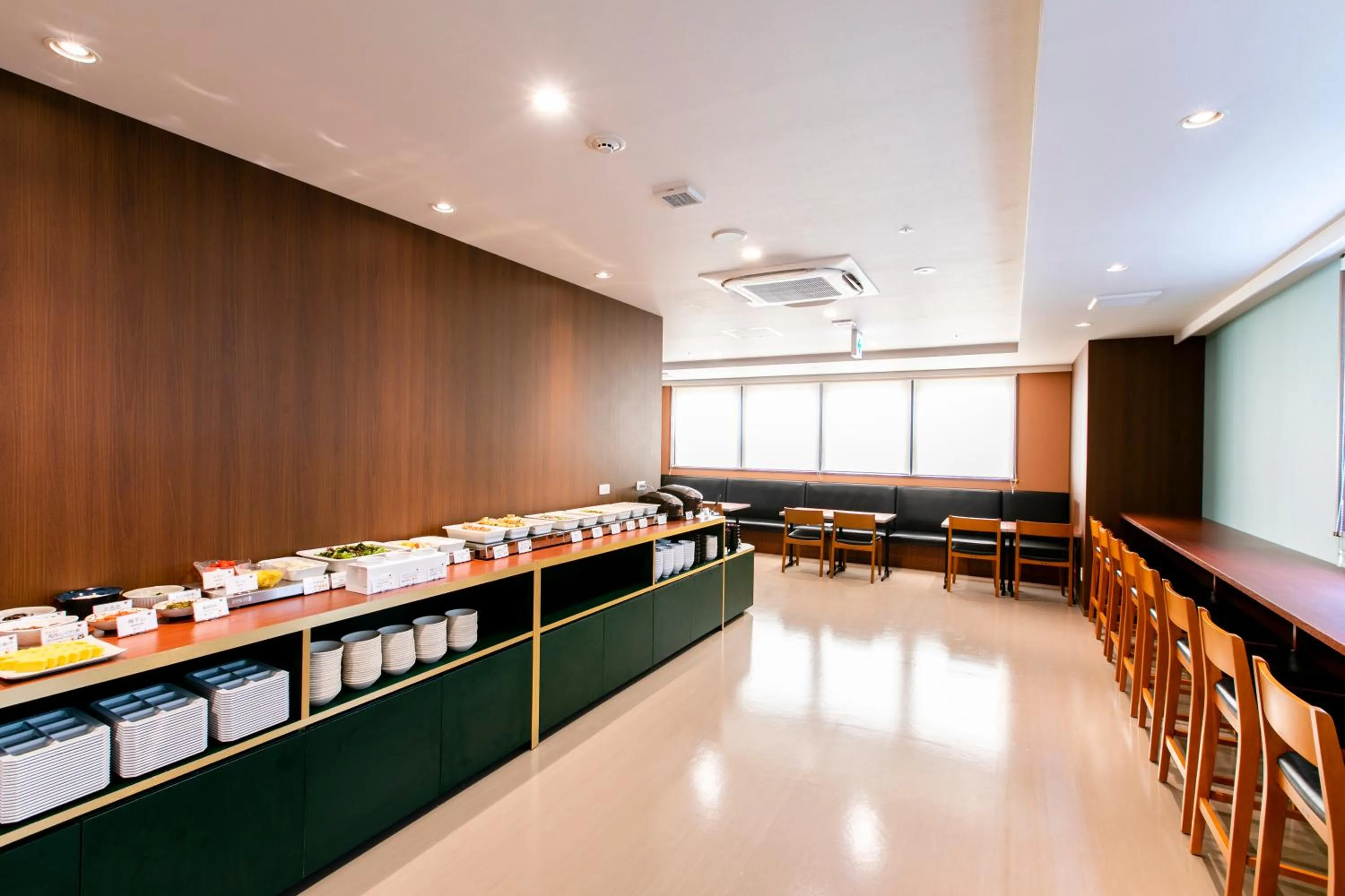 Restaurant/places to eat in Hotel Wing International Select Kumamoto