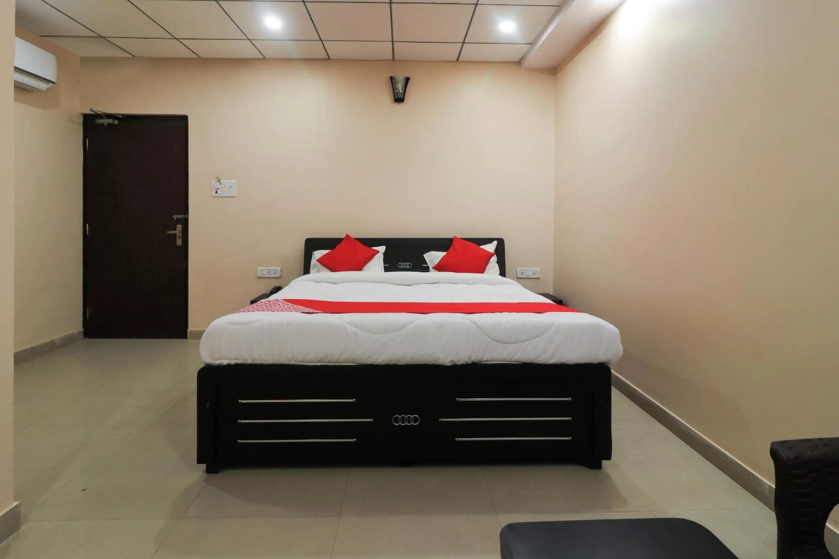 Bedroom, Bed in Hotel O Focus Elite