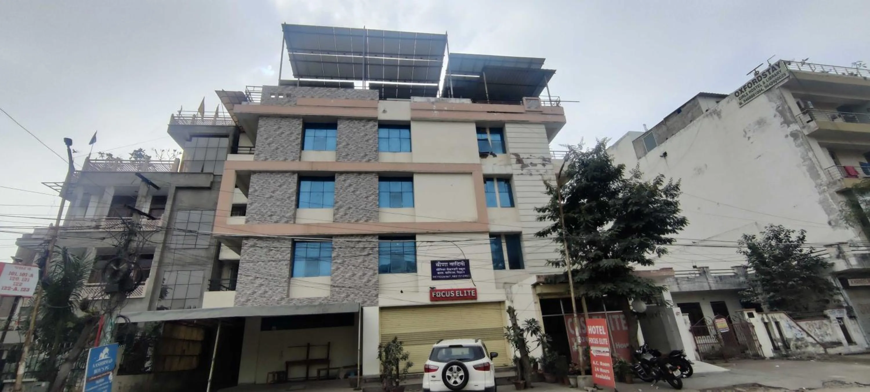 Facade/entrance in Hotel O Focus Elite