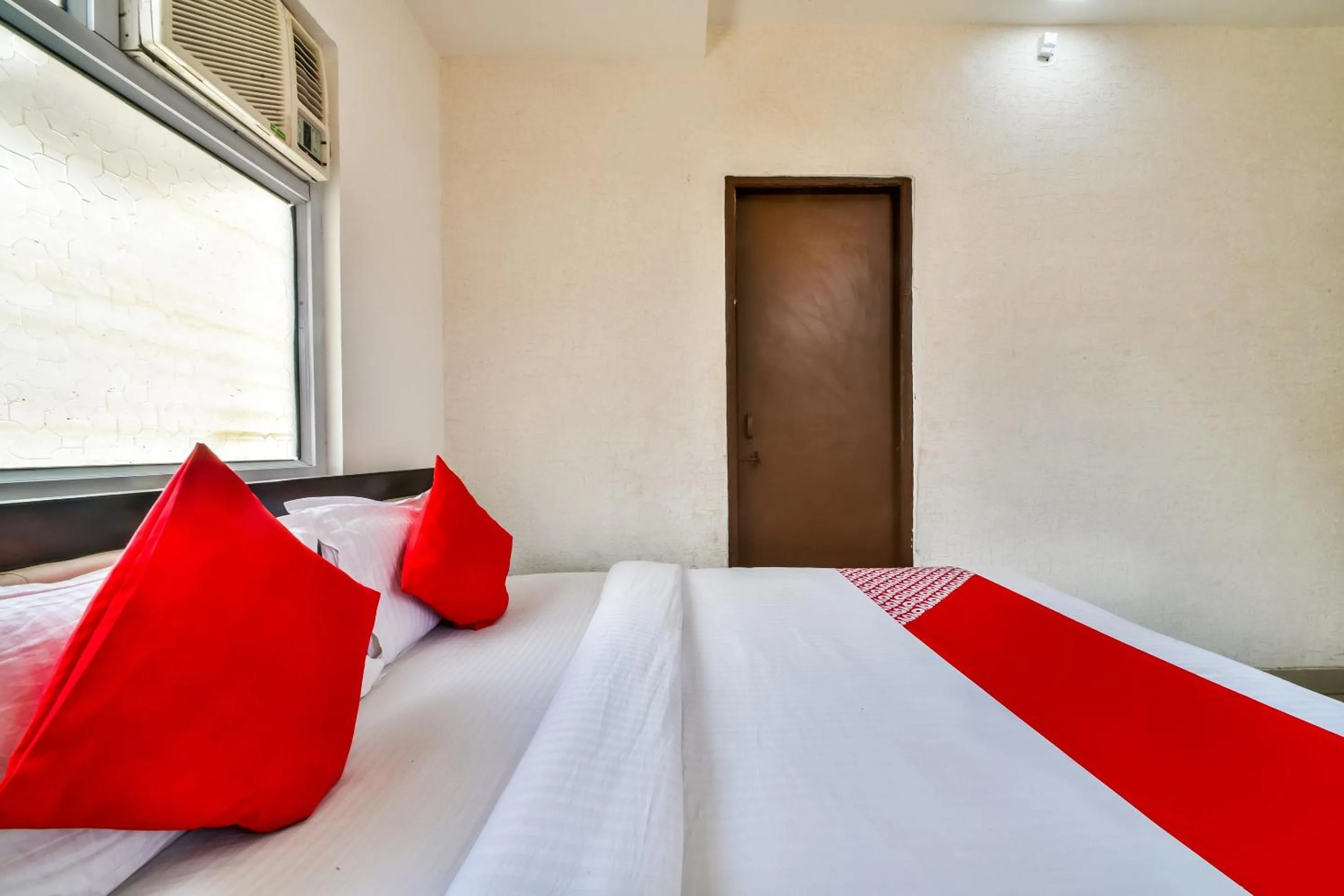 Bedroom, Bed in Hotel O Tirupati Residency Kota Airport