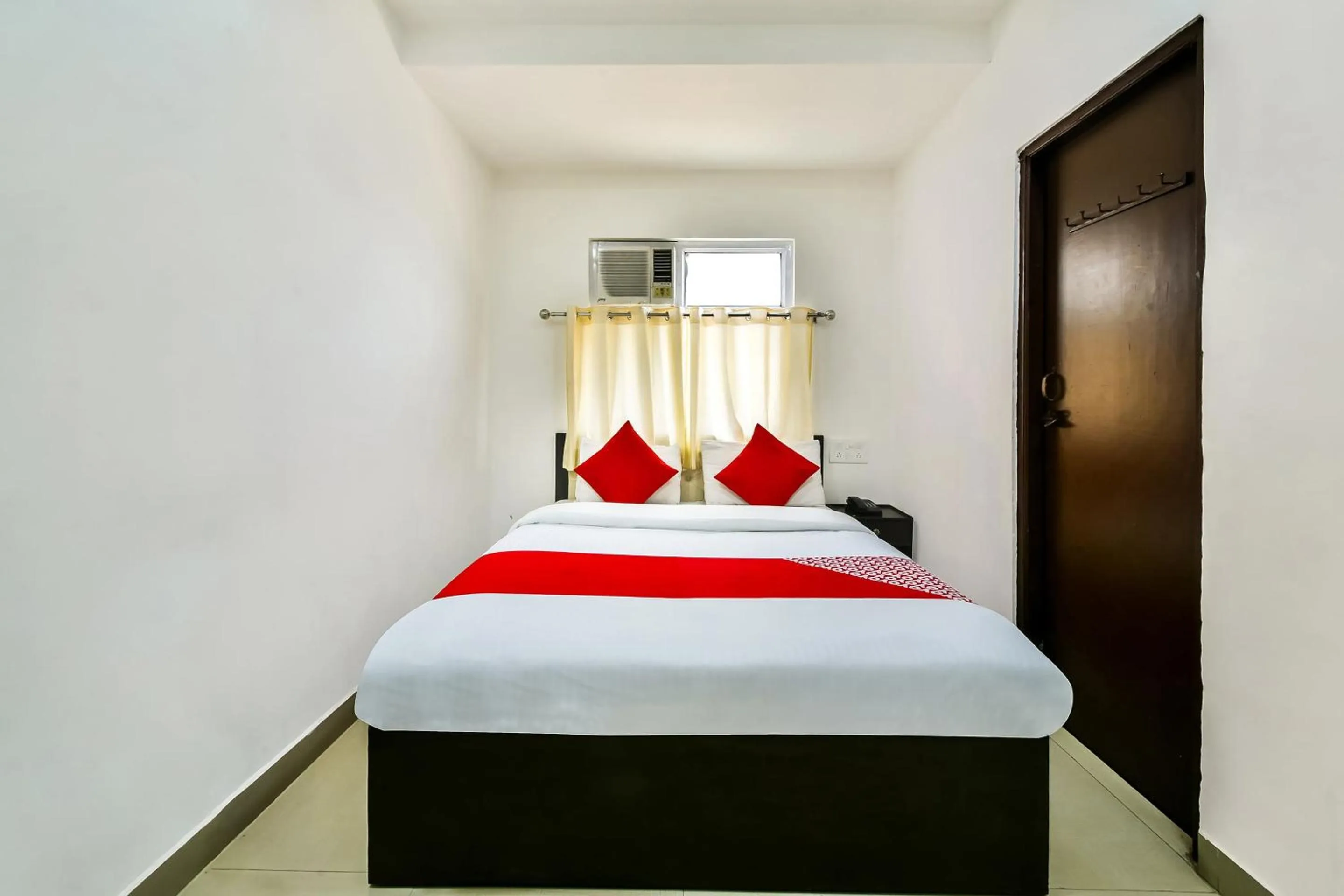 Bedroom, Bed in Hotel O Tirupati Residency Kota Airport