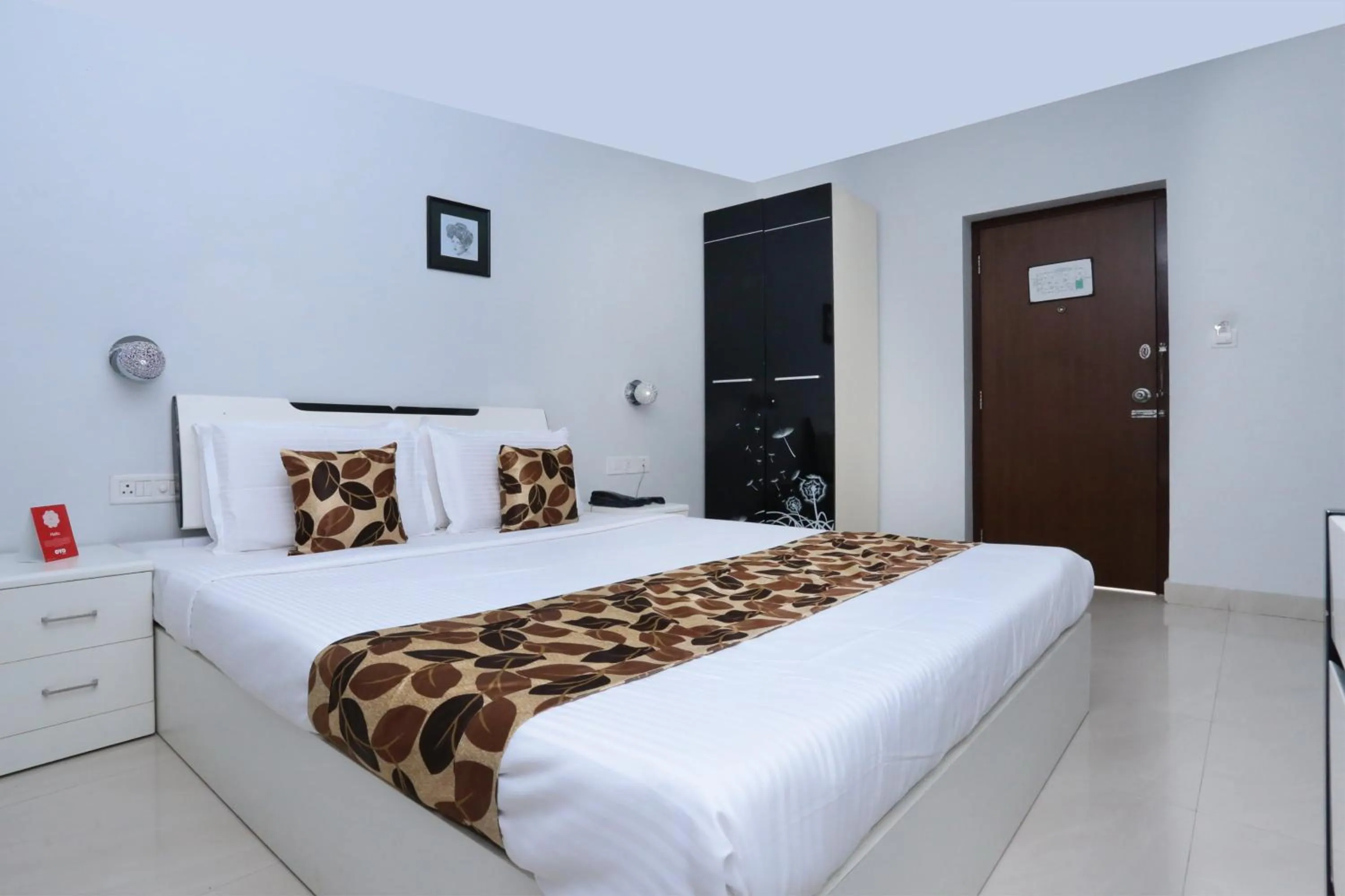Bedroom, Bed in Super Townhouse Malabar Illam