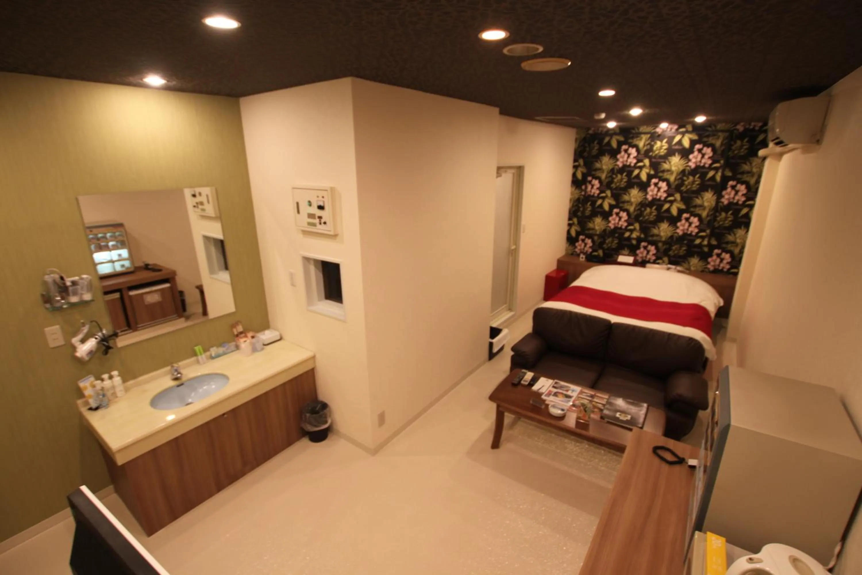 Photo of the whole room, Bed in Hotel Gem Oyama Adult Only