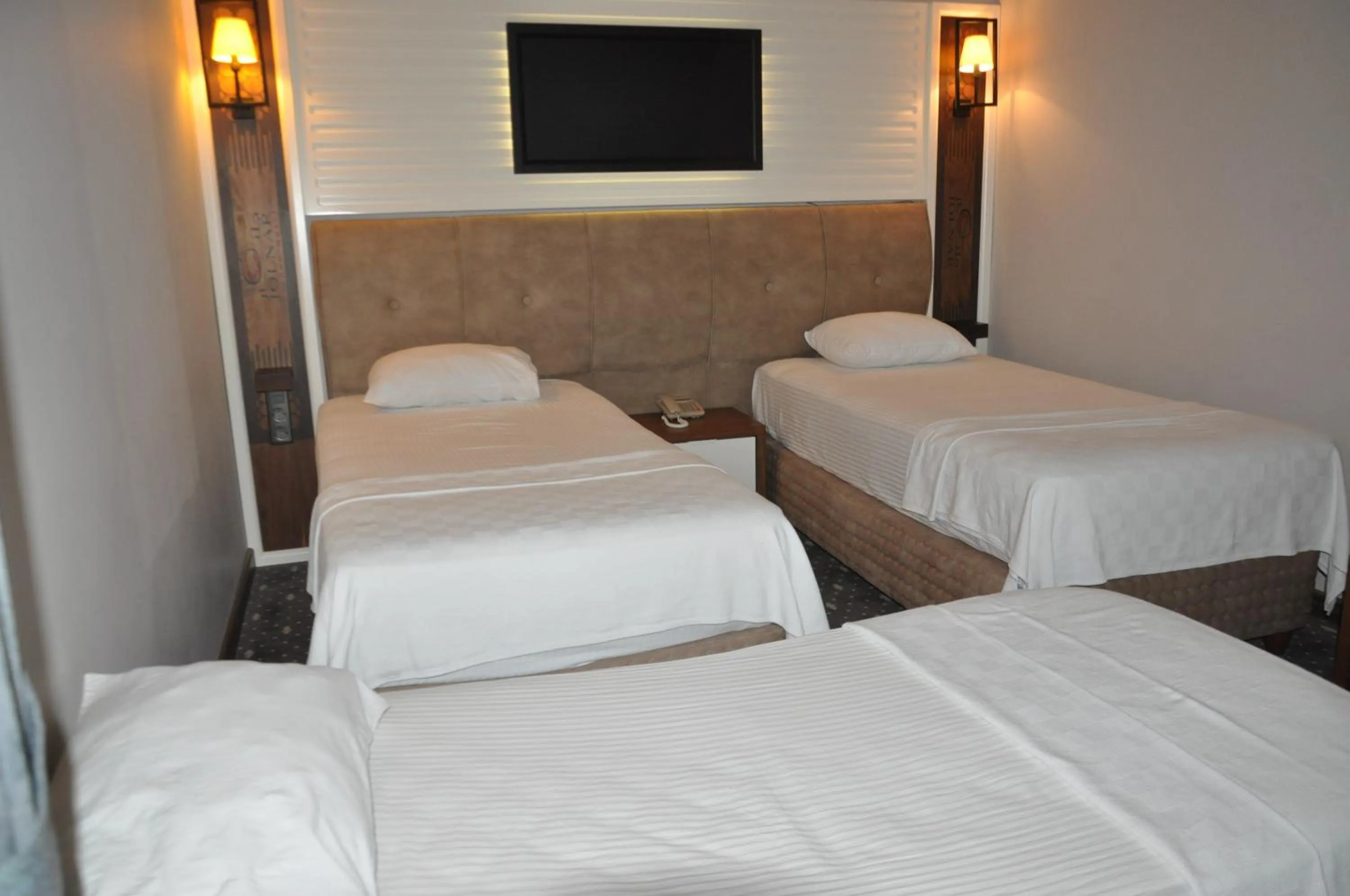 Bed in Jolnar garden hotel