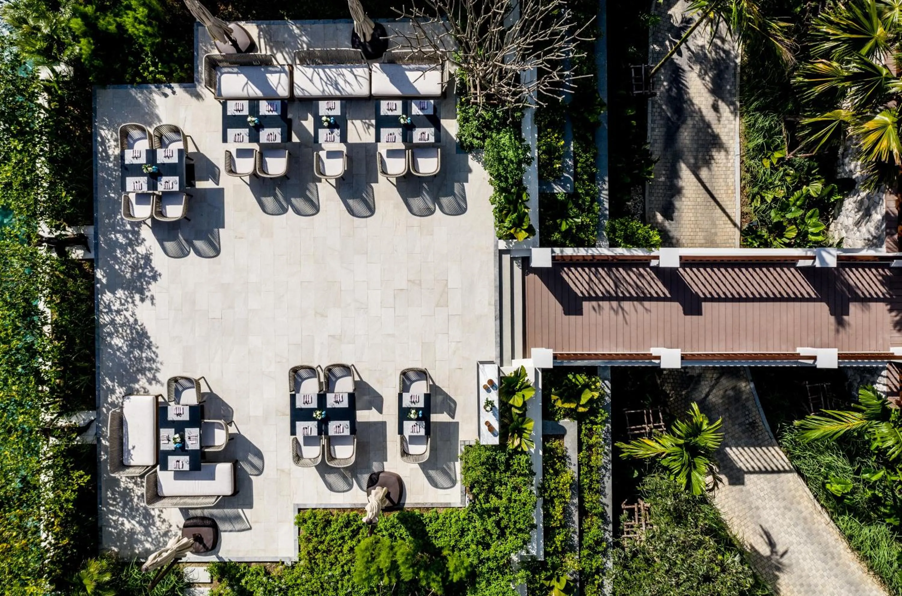 Restaurant/places to eat in InterContinental Phuket Resort by IHG