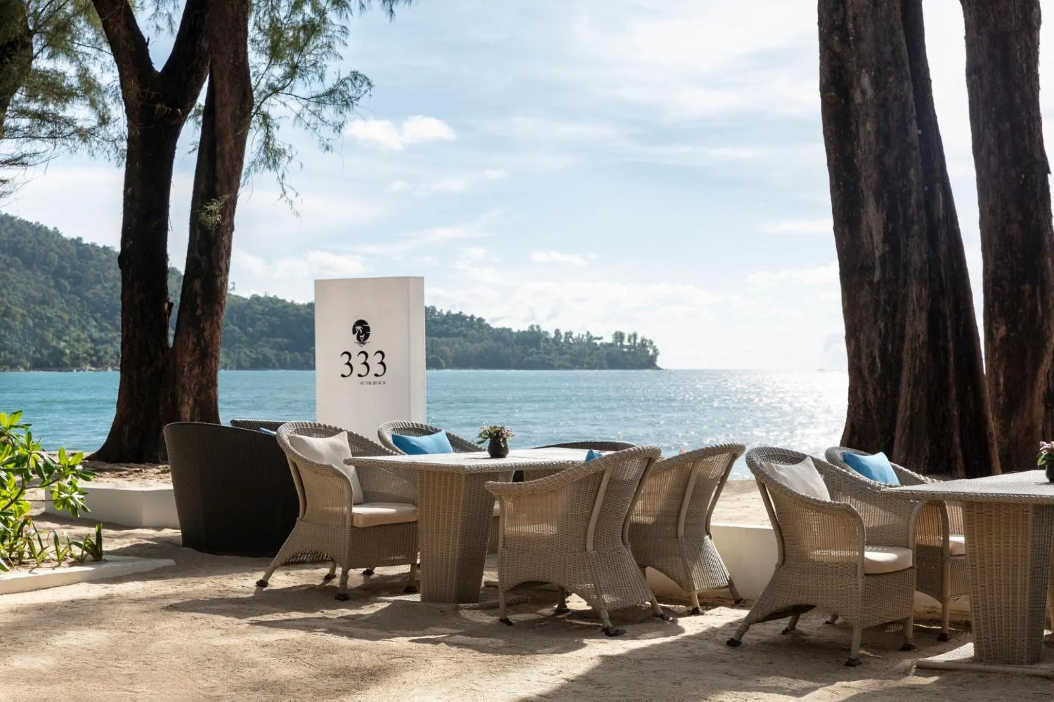 Restaurant/places to eat in InterContinental Phuket Resort by IHG
