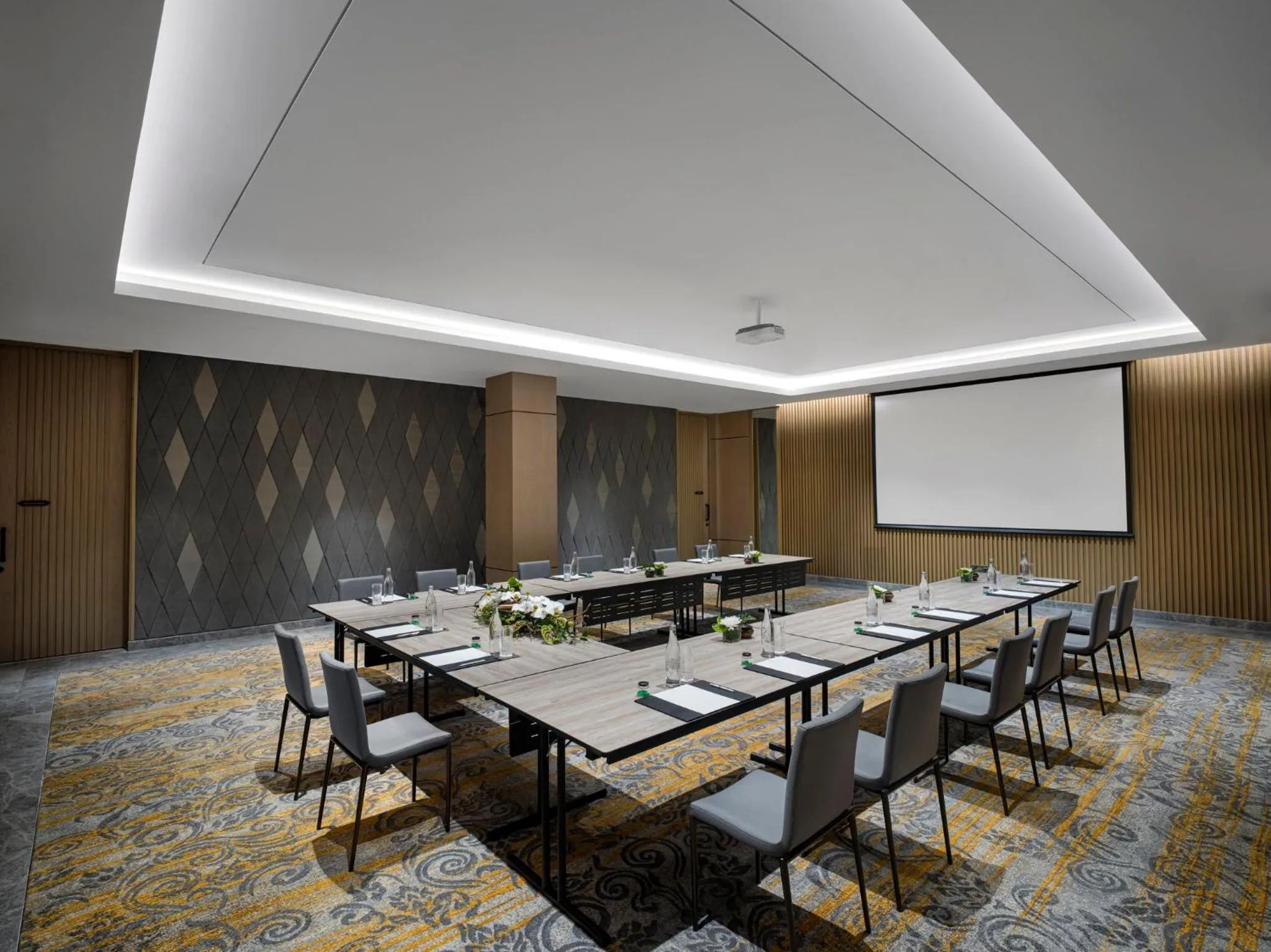 Meeting/conference room in InterContinental Phuket Resort by IHG