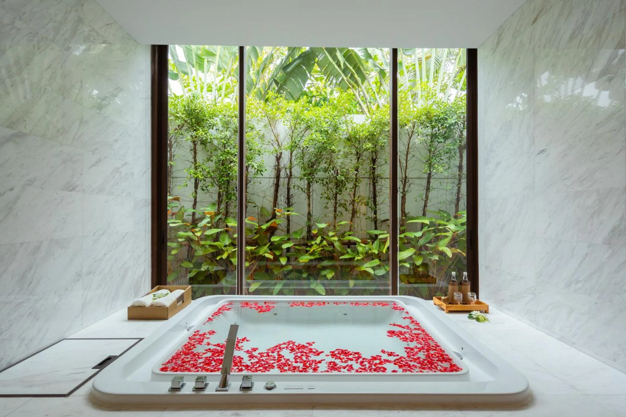 Spa and wellness centre/facilities in InterContinental Phuket Resort by IHG