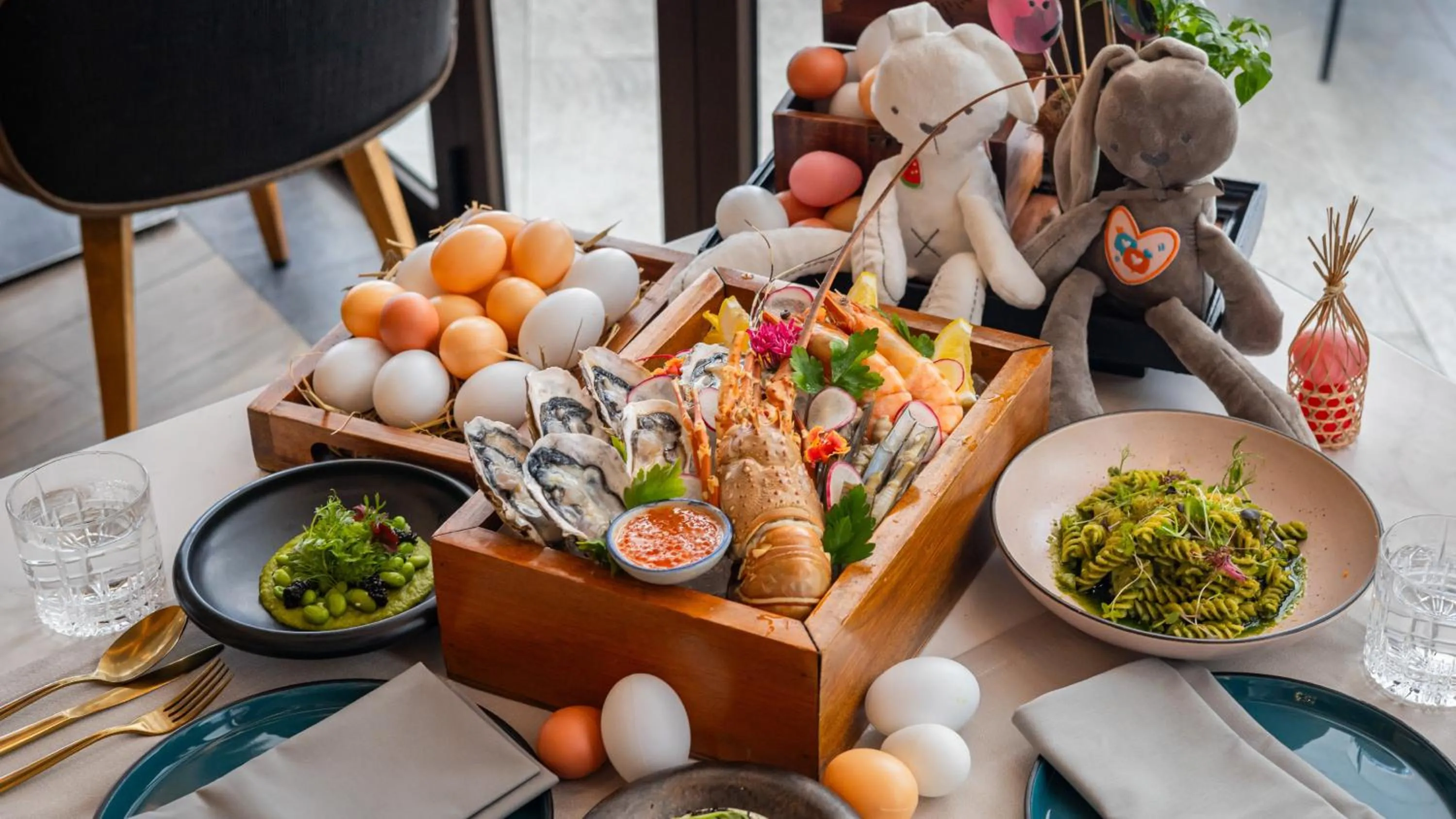 Restaurant/places to eat in InterContinental Phuket Resort by IHG