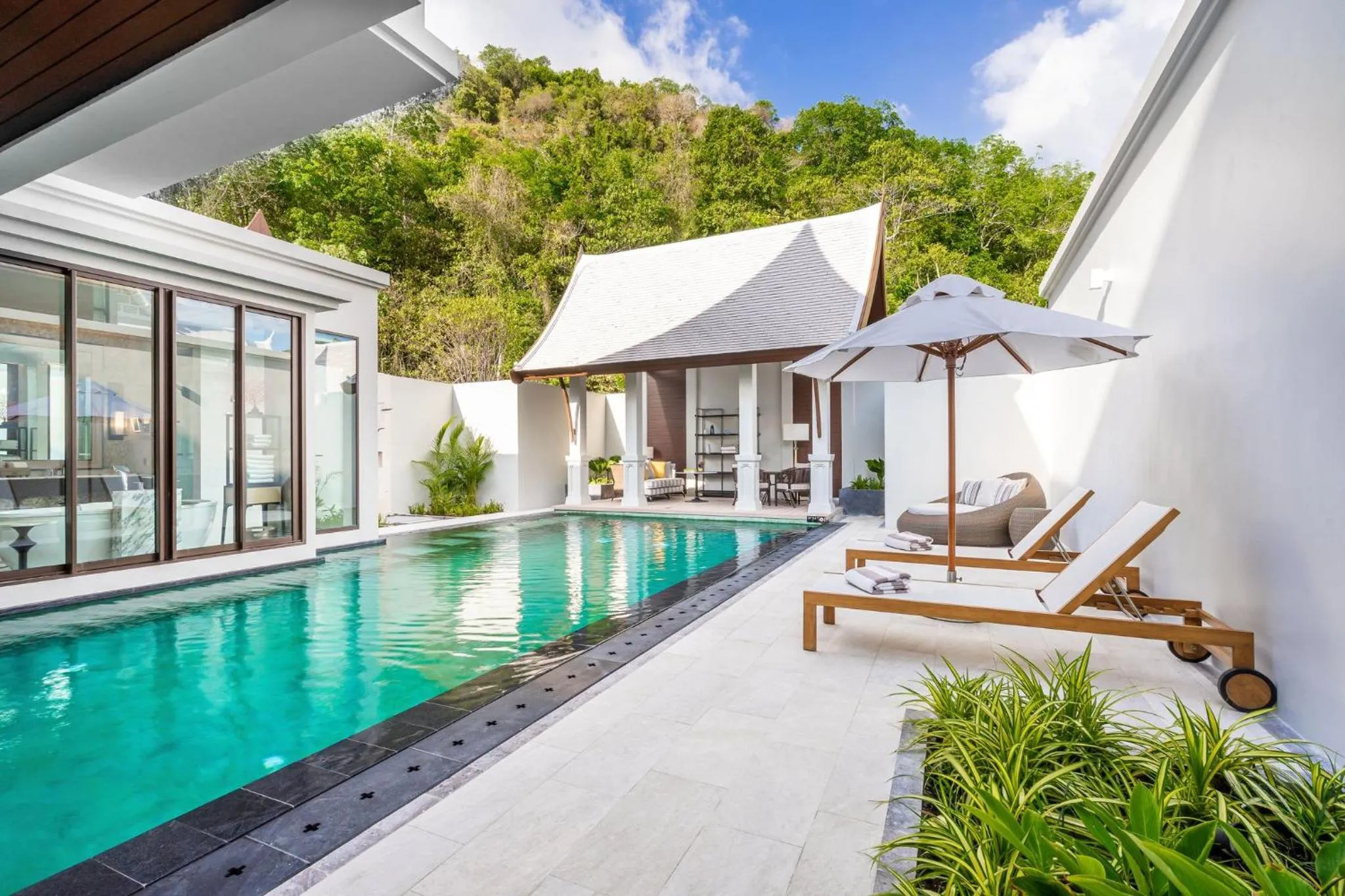 Photo of the whole room in InterContinental Phuket Resort by IHG