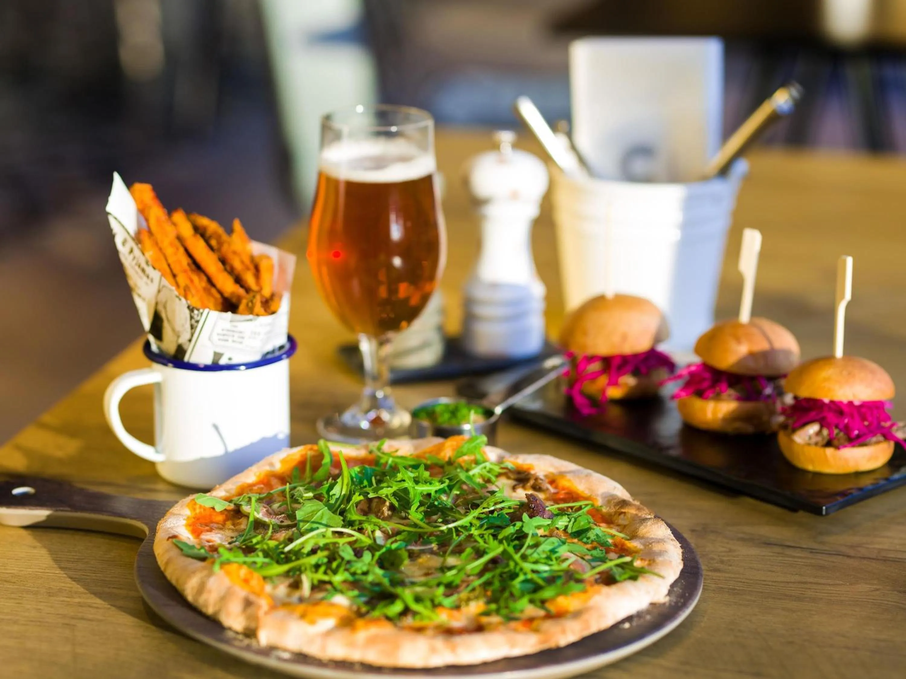 Restaurant/places to eat in ibis Tallinn Center