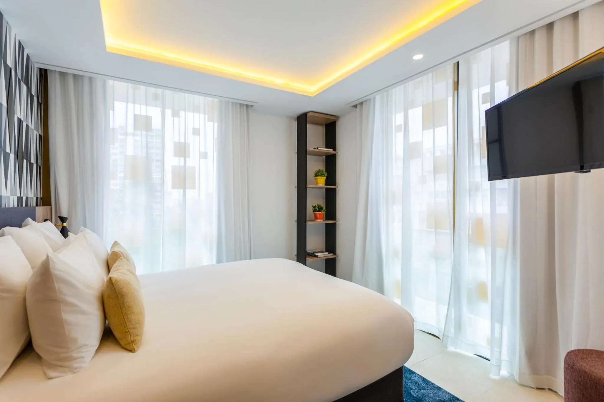 Photo of the whole room, Bed in Aparthotel Adagio Premium Casablanca City Center