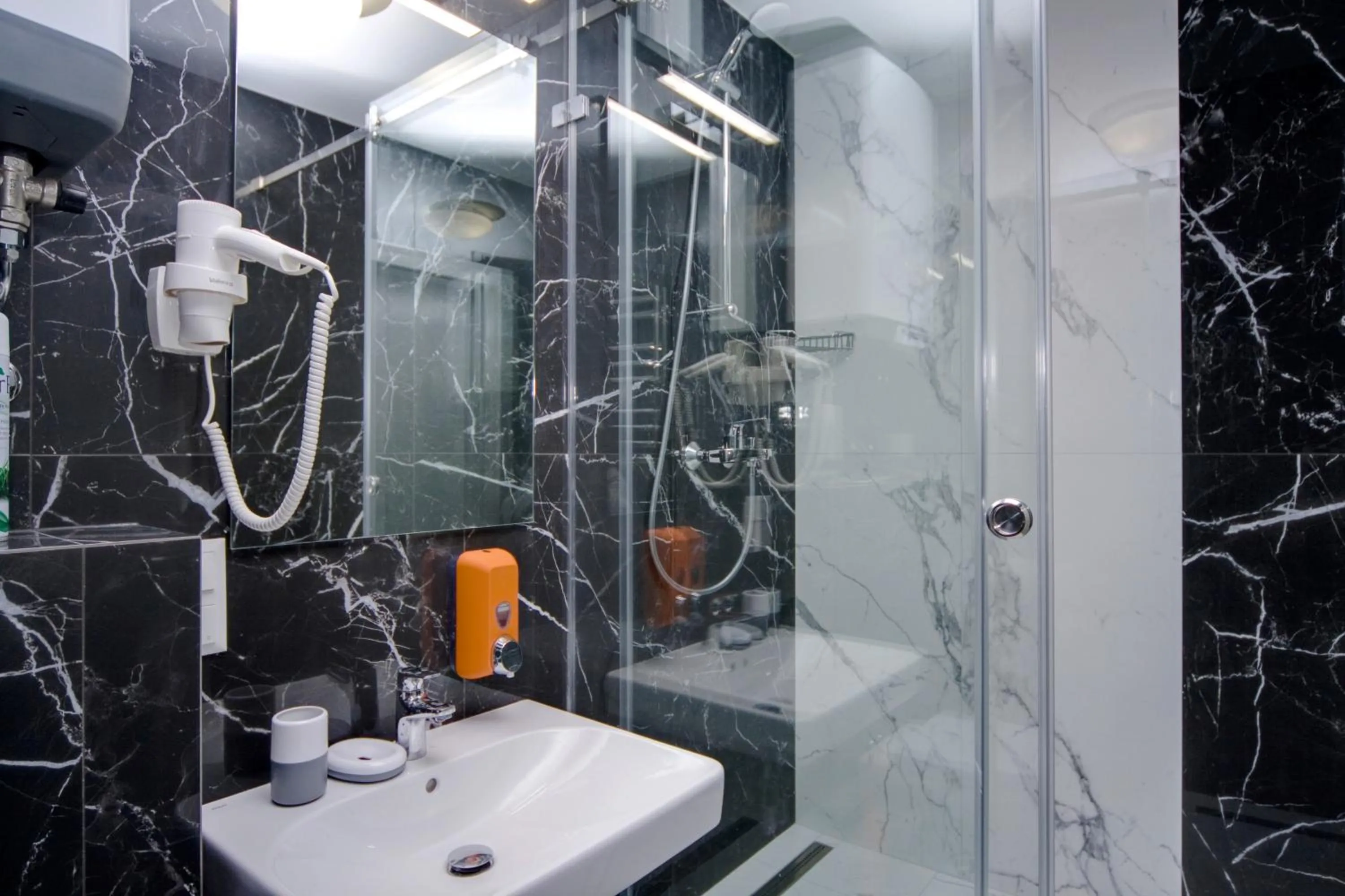 Shower in Arena Summit Apart Hotel