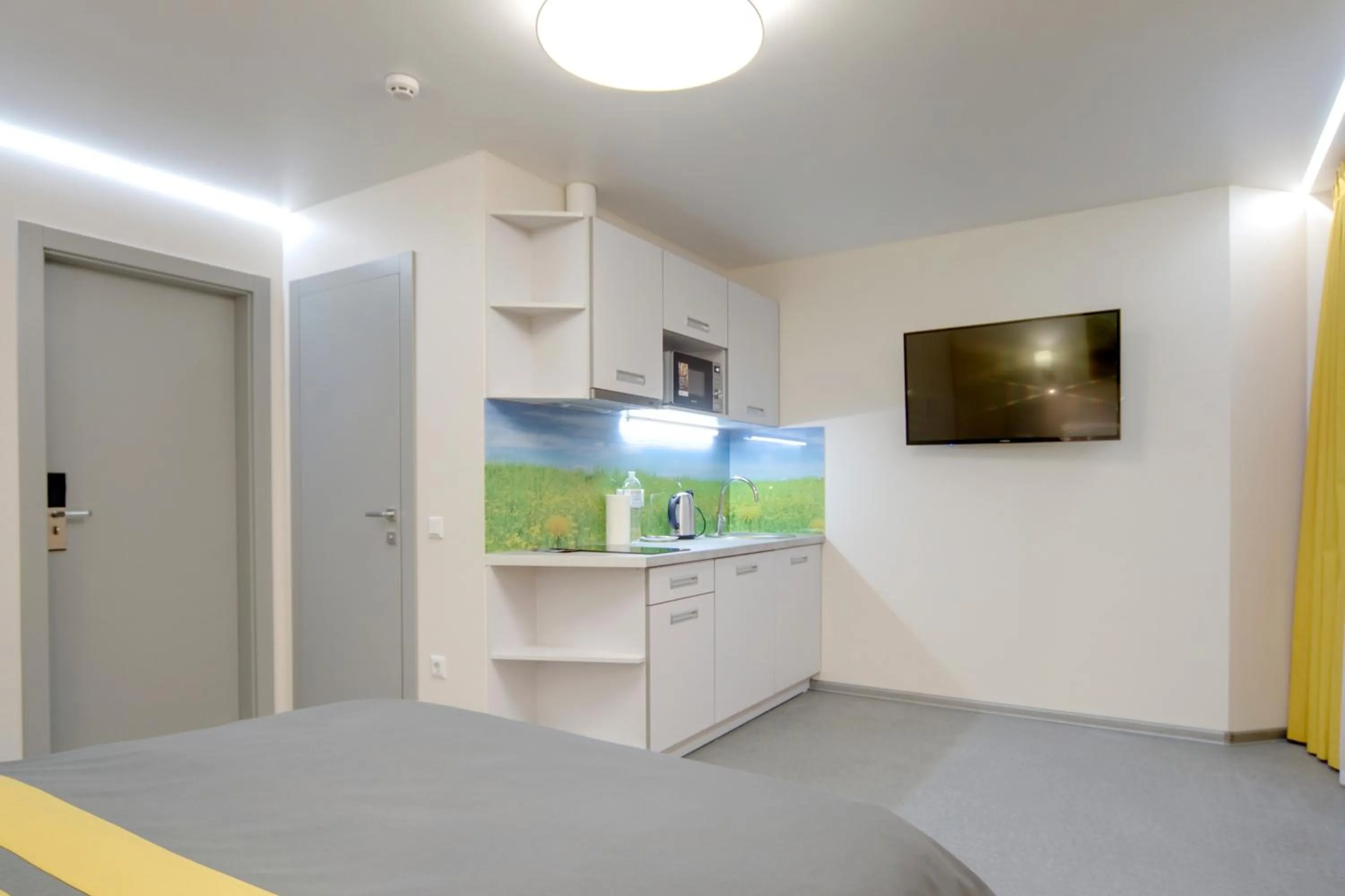 TV and multimedia in Arena Summit Apart Hotel