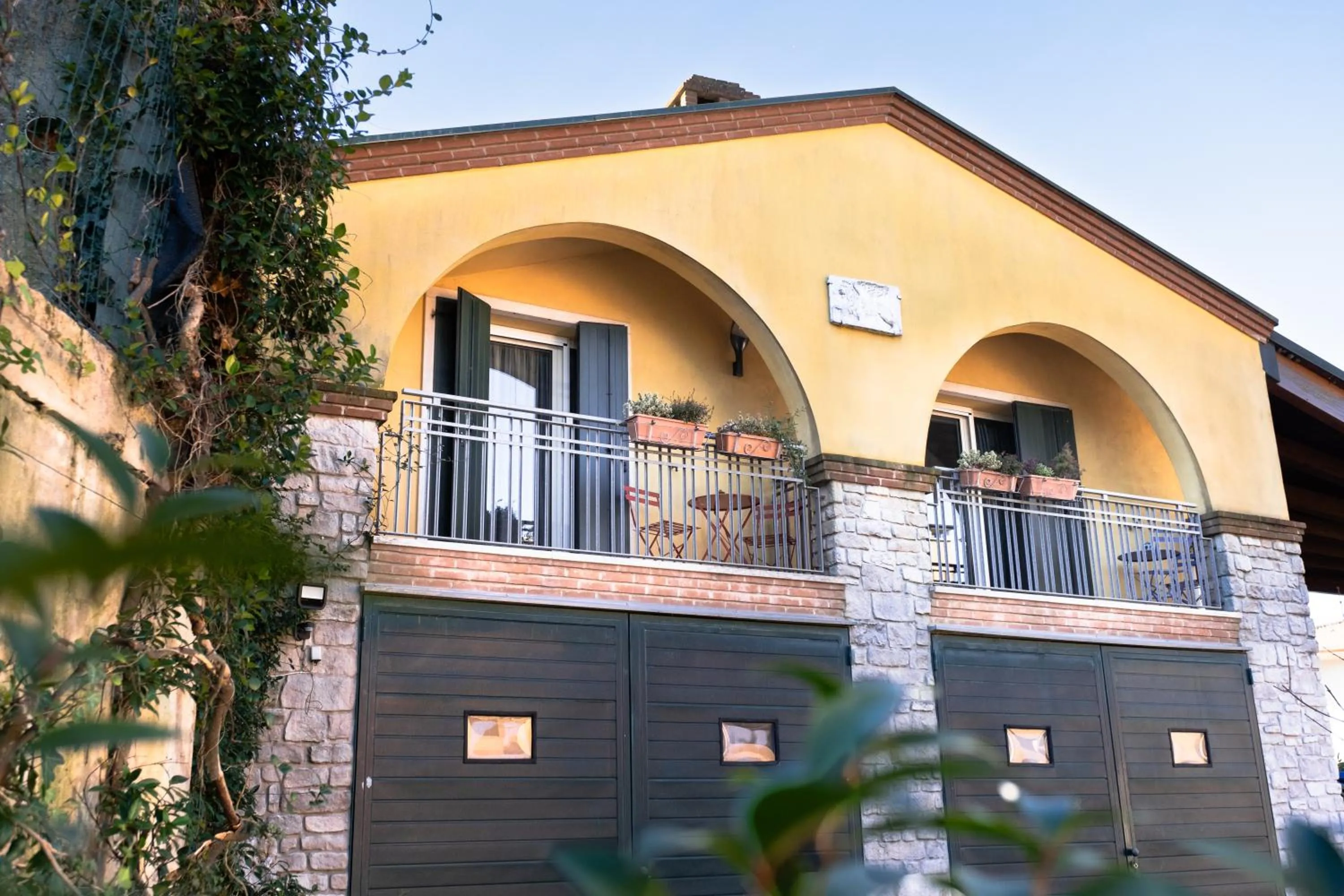 Property building in Rosa Tea B&B