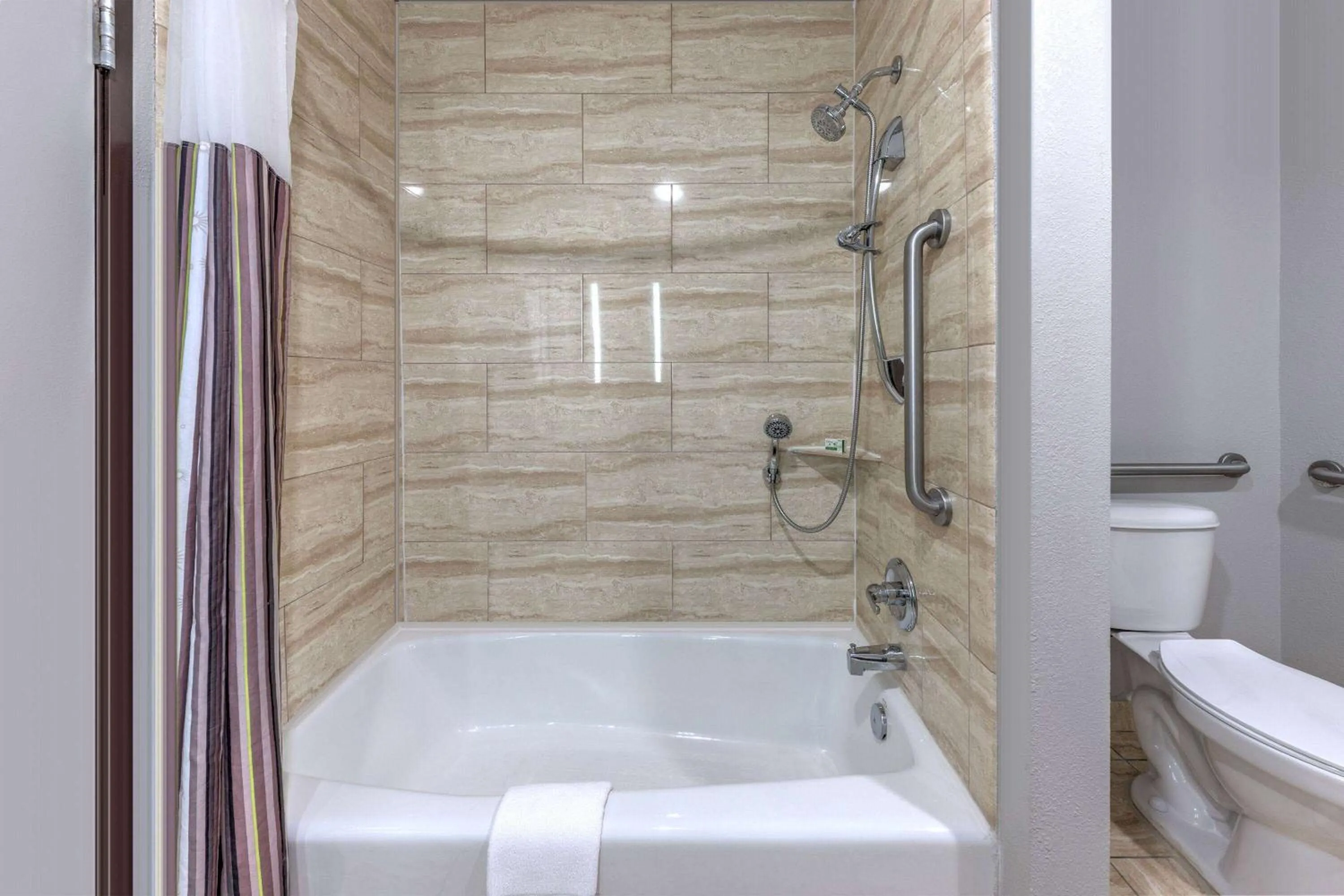 Bathroom in La Quinta by Wyndham Allen at The Village