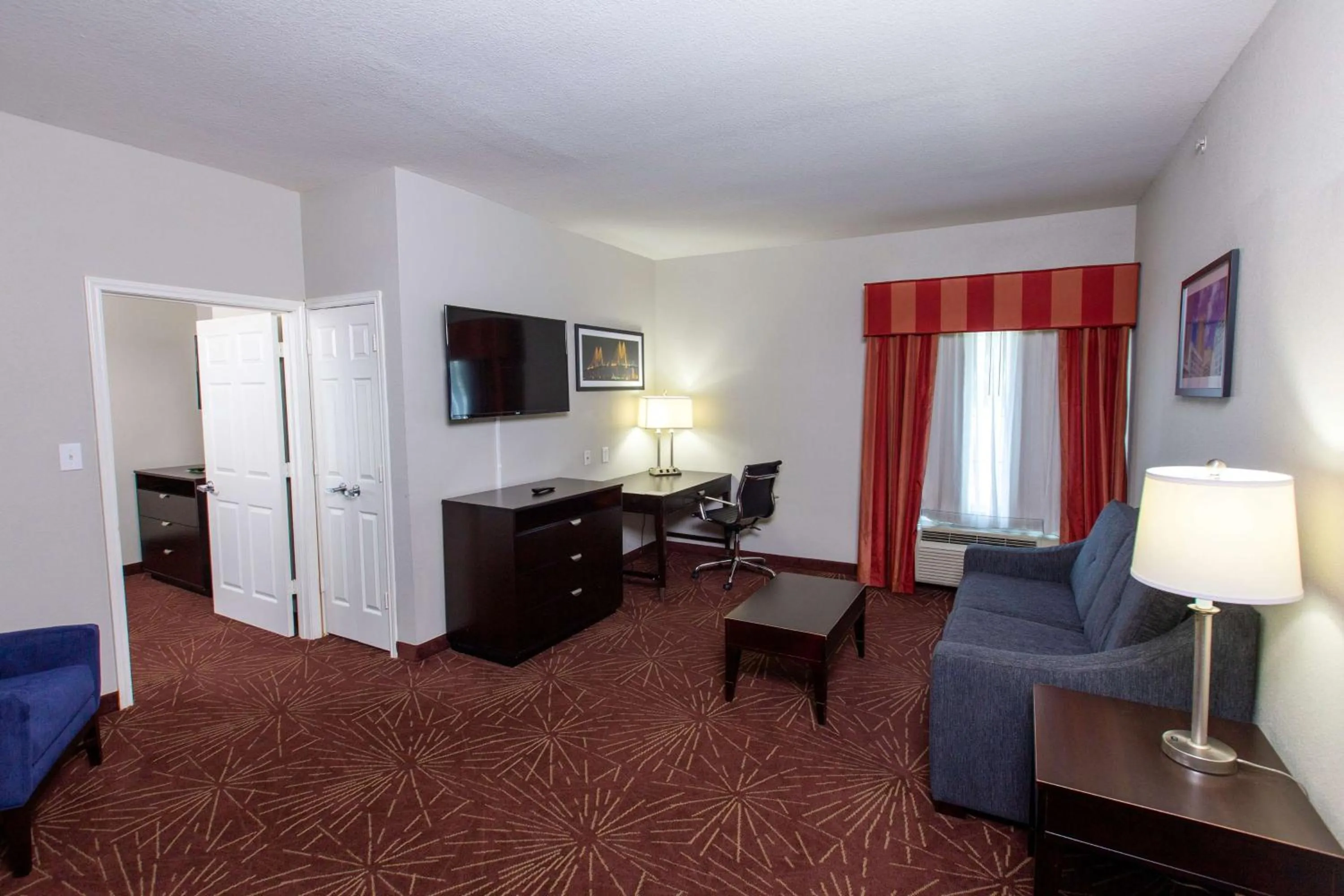 TV and multimedia, Bed in La Quinta by Wyndham Houston East at Normandy