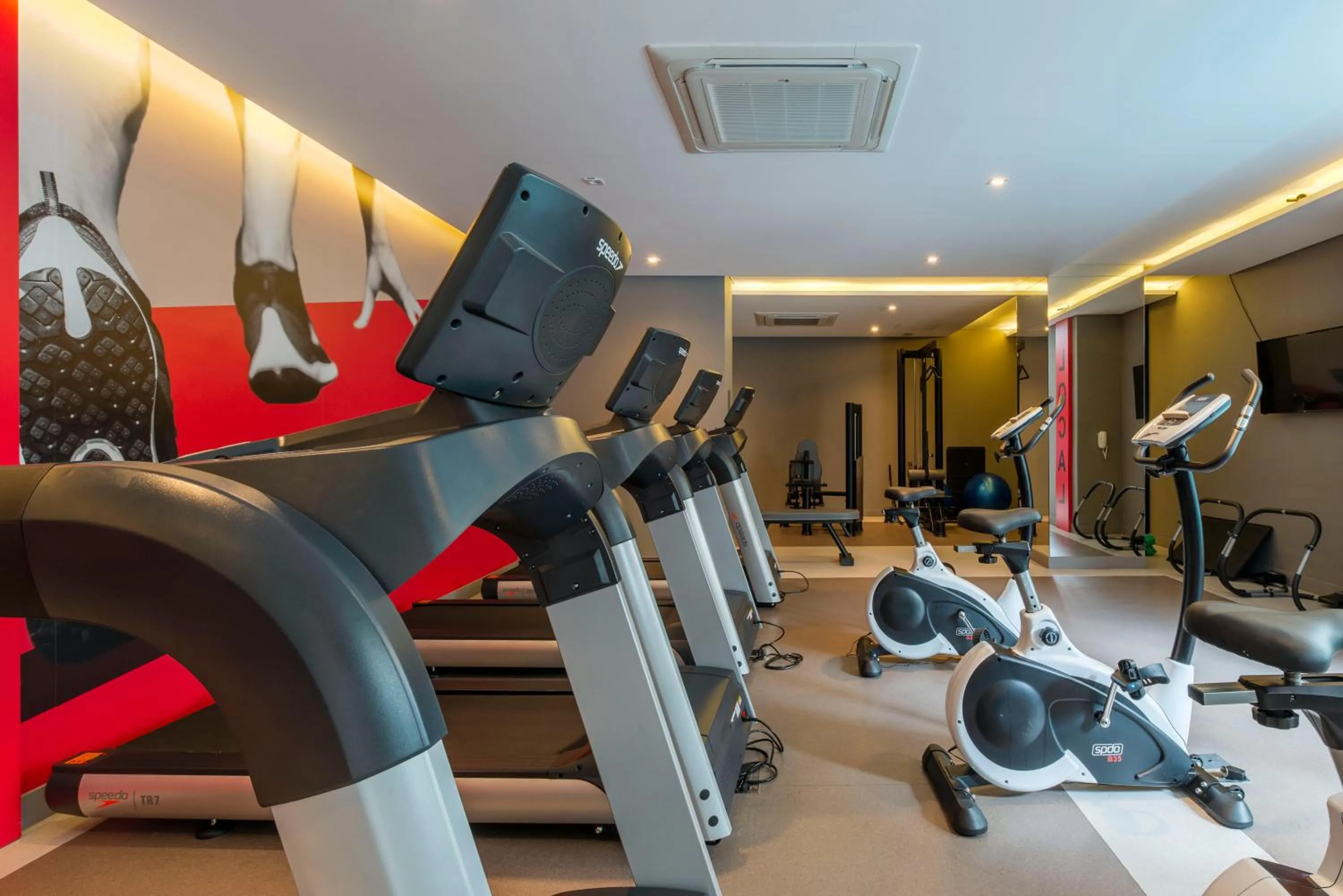 Fitness centre/facilities in 360 Luz