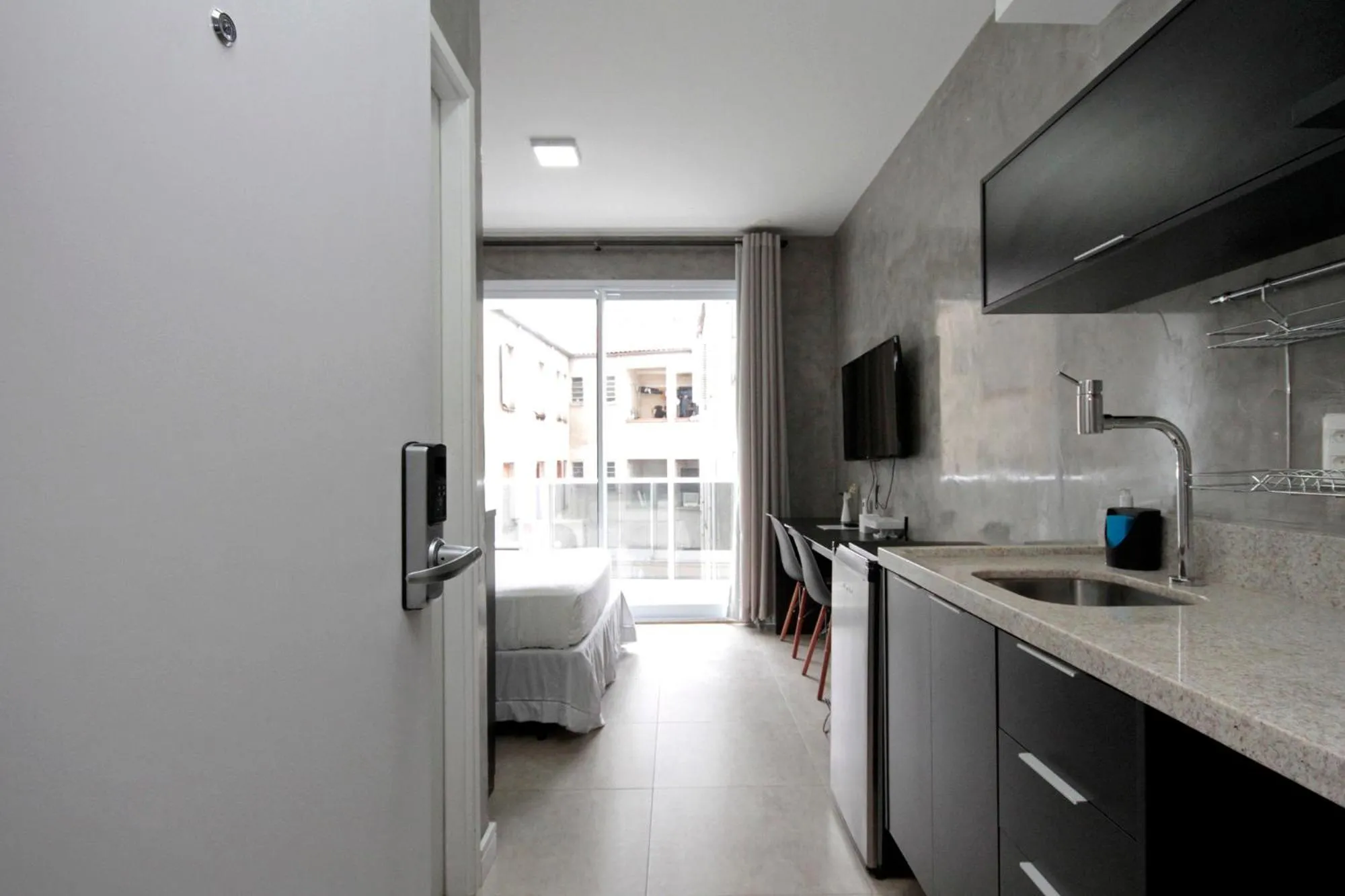 Photo of the whole room in 360 Luz