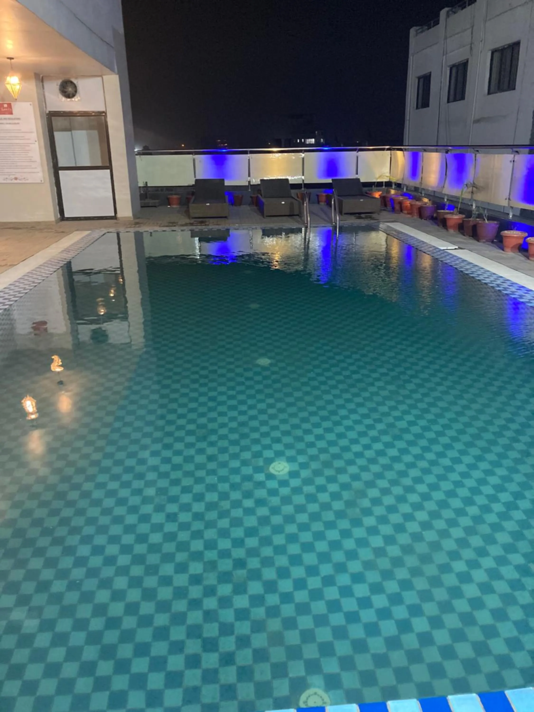 Swimming pool in Diyalo Lords Plaza Birgunj