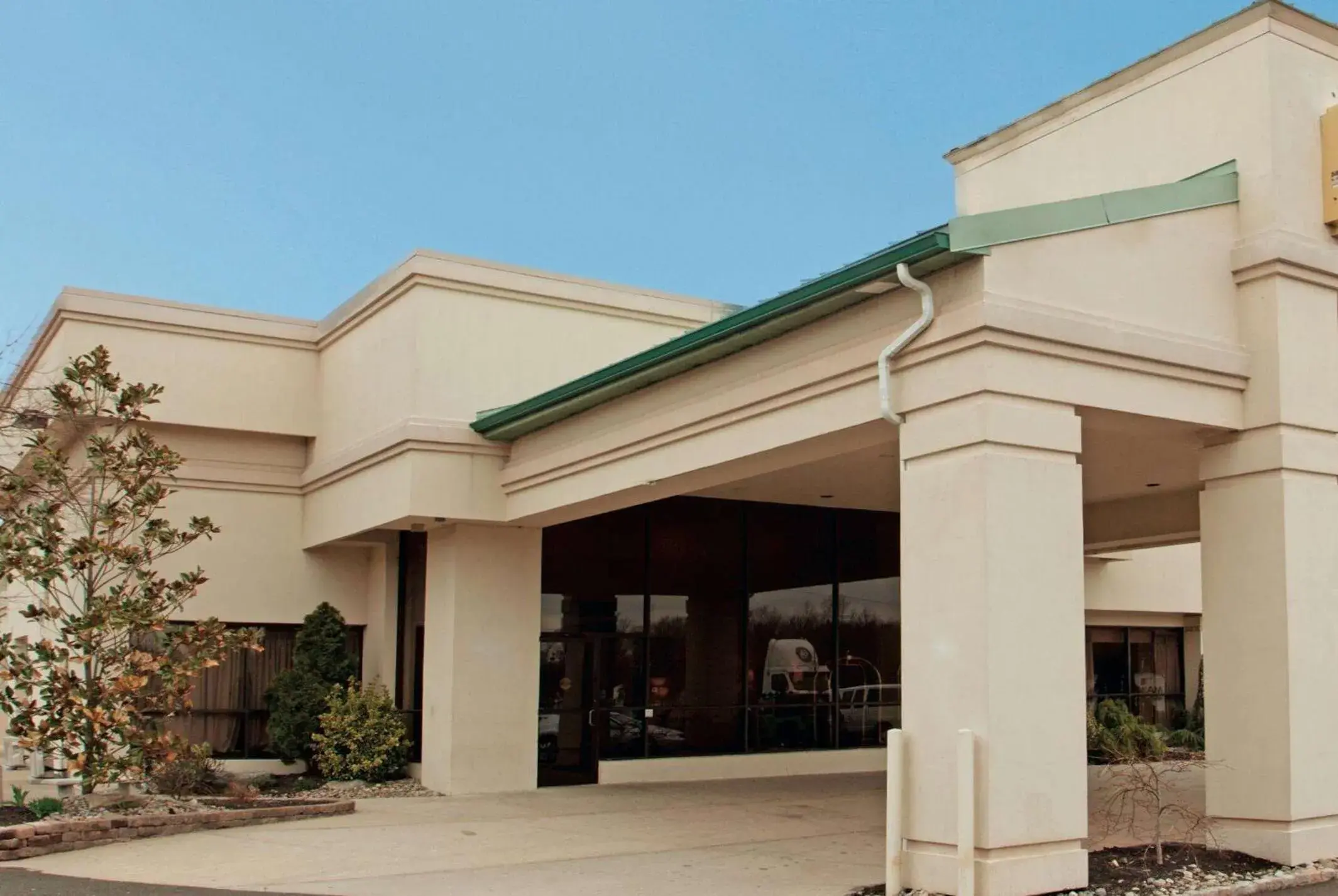 Ramada Inn by Wyndham Fairfield NJ Ramada Inn by Wyndham Fairfield NJ