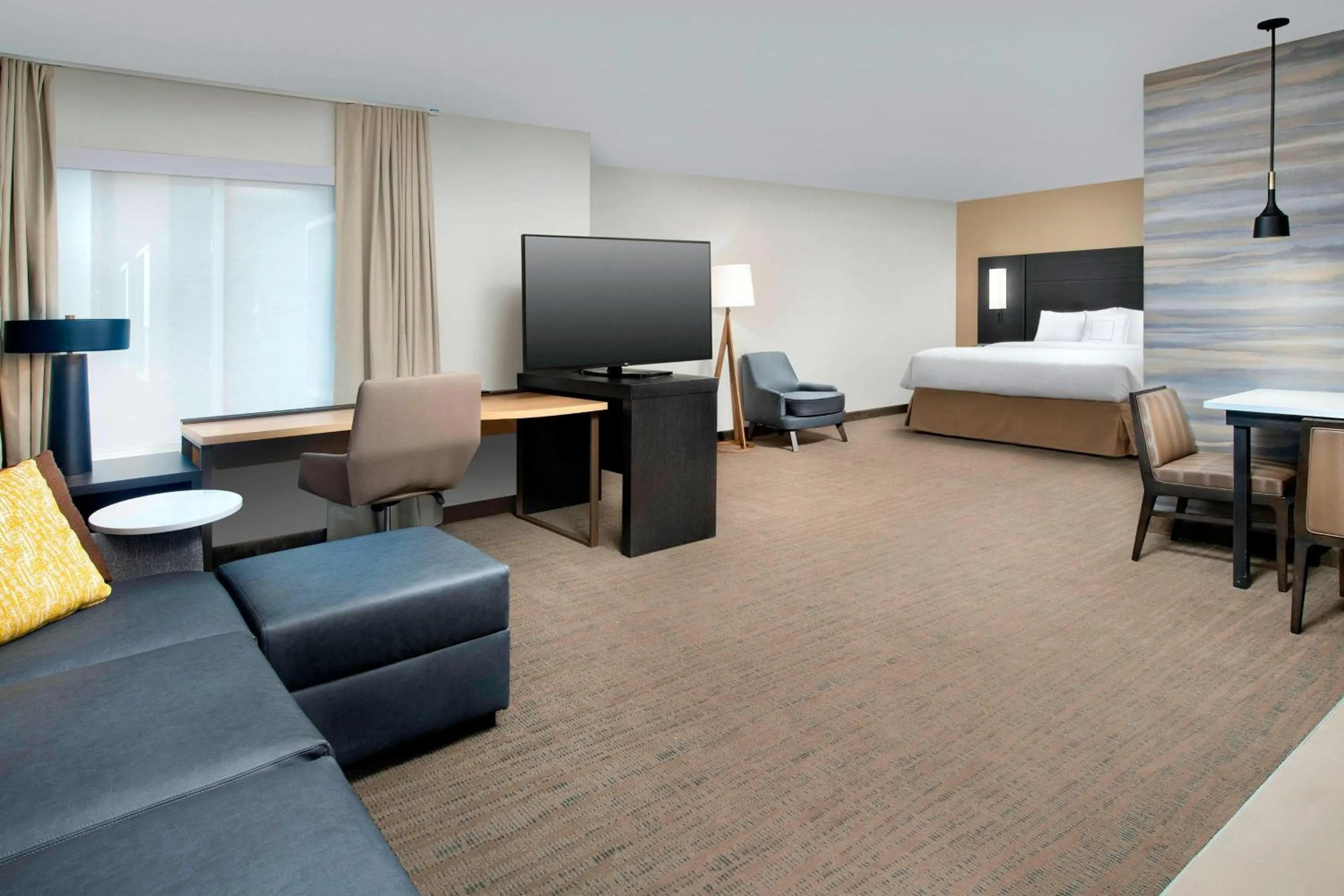 Photo of the whole room, Bed in Residence Inn by Marriott Lubbock Southwest