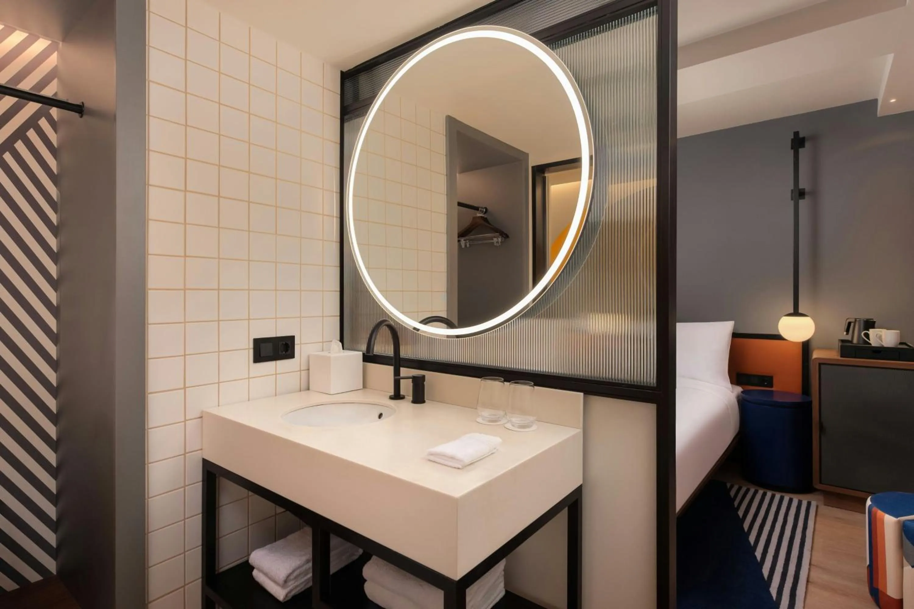 Bathroom in Aloft Madrid Gran Via