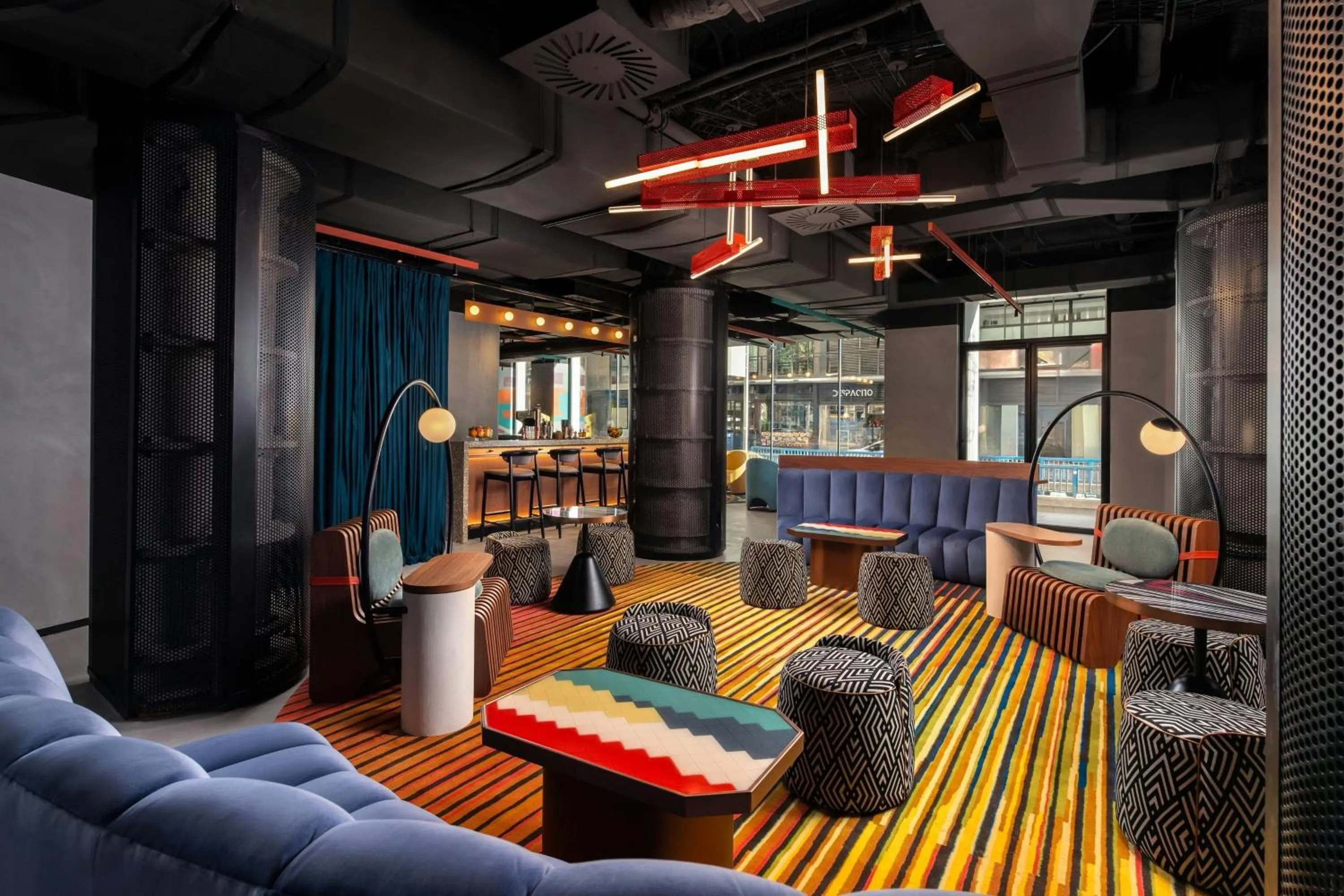 Lobby or reception in Aloft Madrid Gran Via