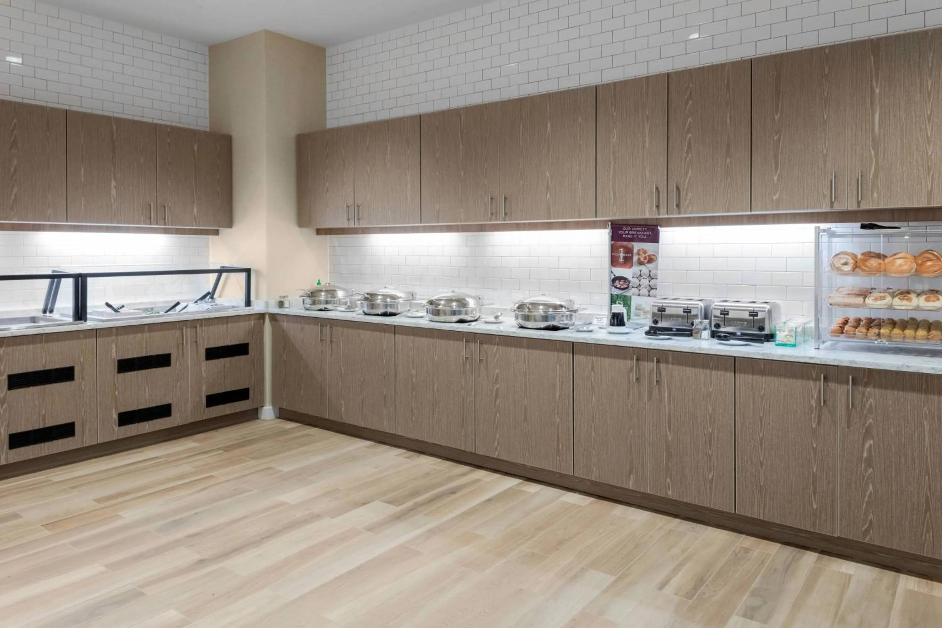 Breakfast in Residence Inn by Marriott Virginia Beach Town Center