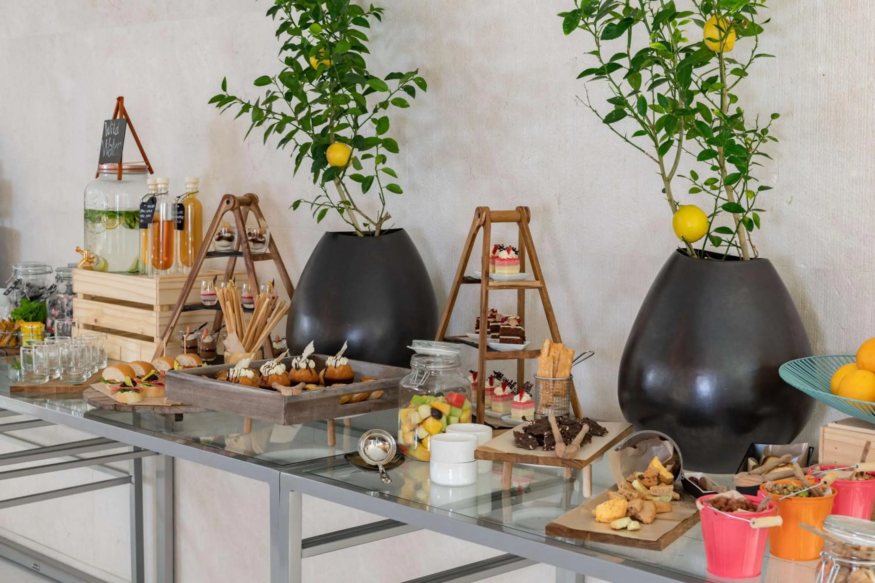 Coffee/tea facilities in Radisson Blu Hotel & Residence, Riyadh Diplomatic Quarter