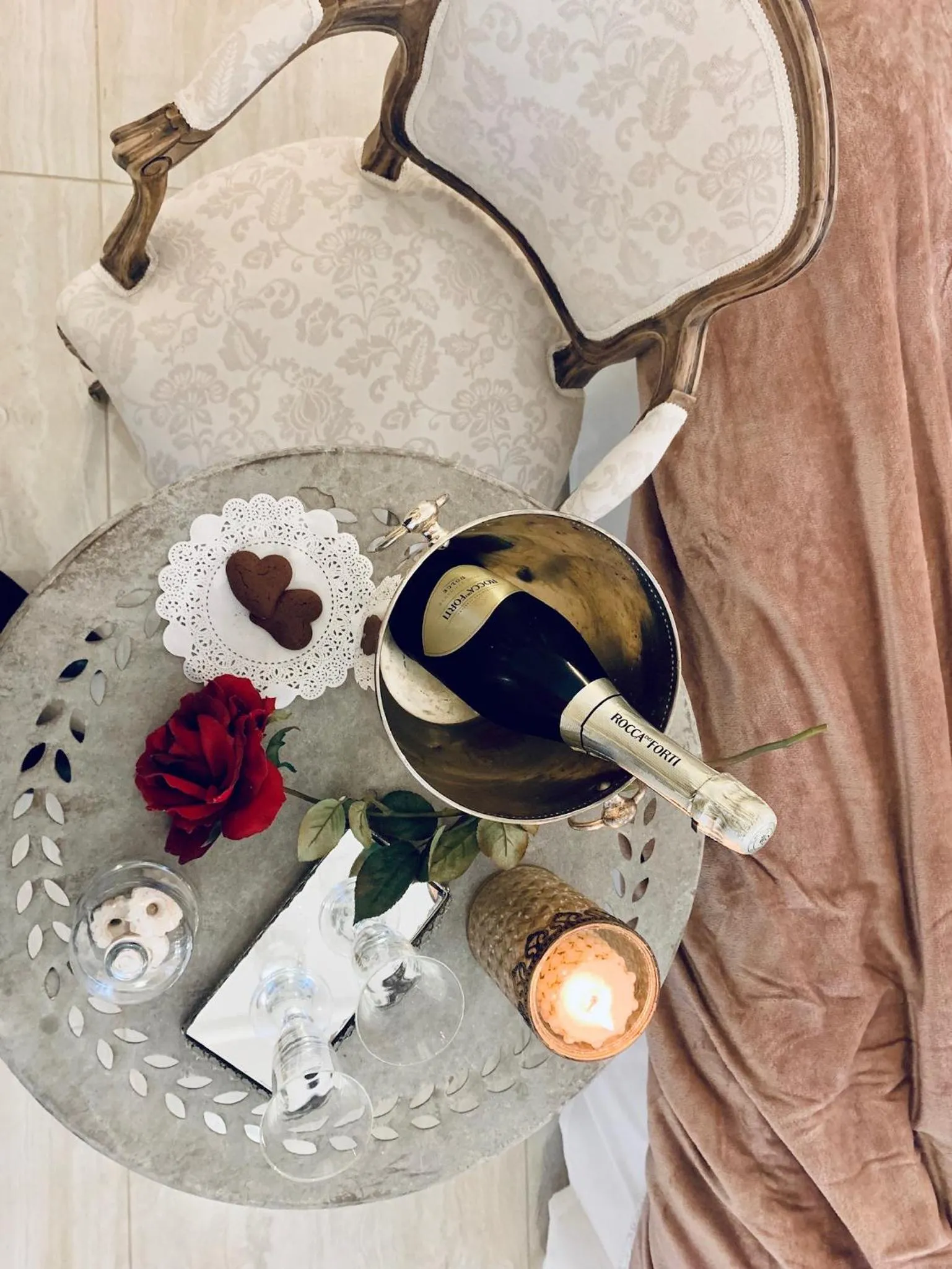 Food and drinks in Palazzo del Poeta - Dimora Contemporanea