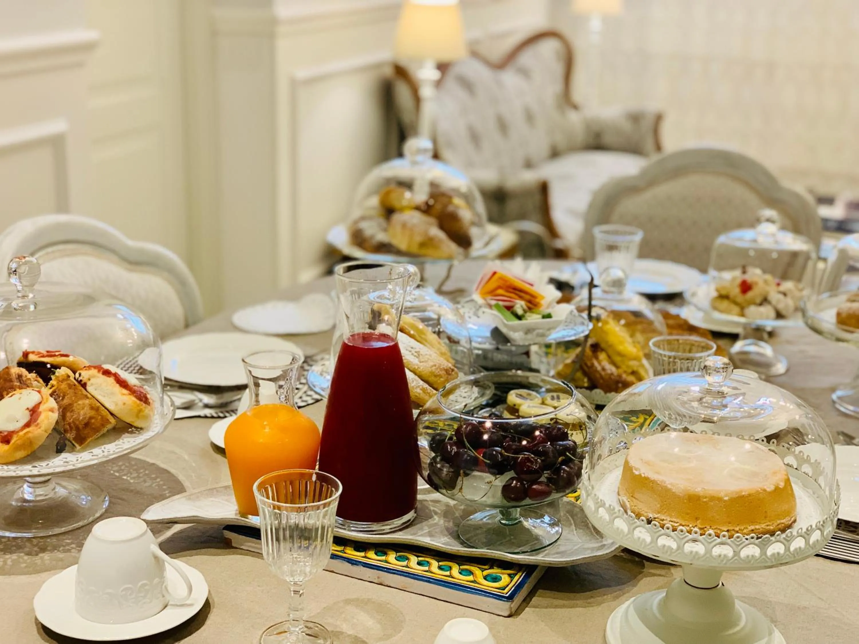 Breakfast in Palazzo del Poeta - Dimora Contemporanea