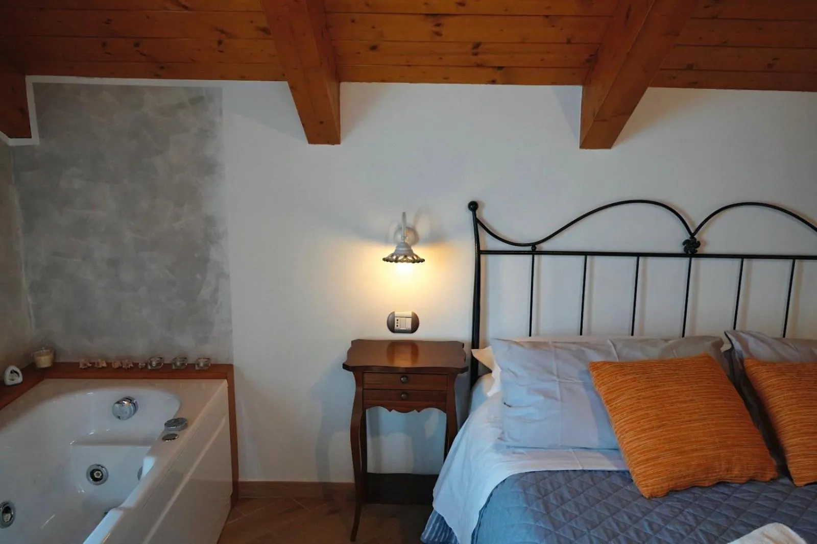 Bed in San Giacomo Relais