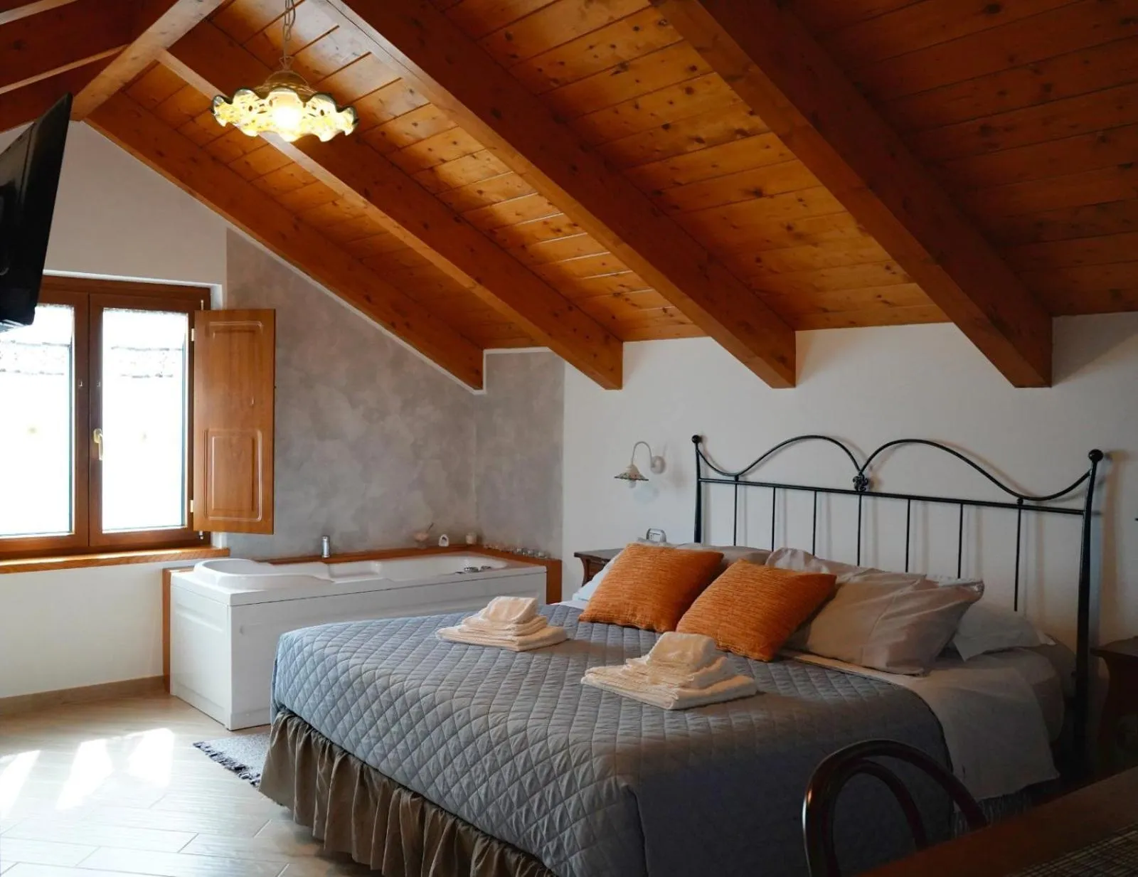 Bed in San Giacomo Relais