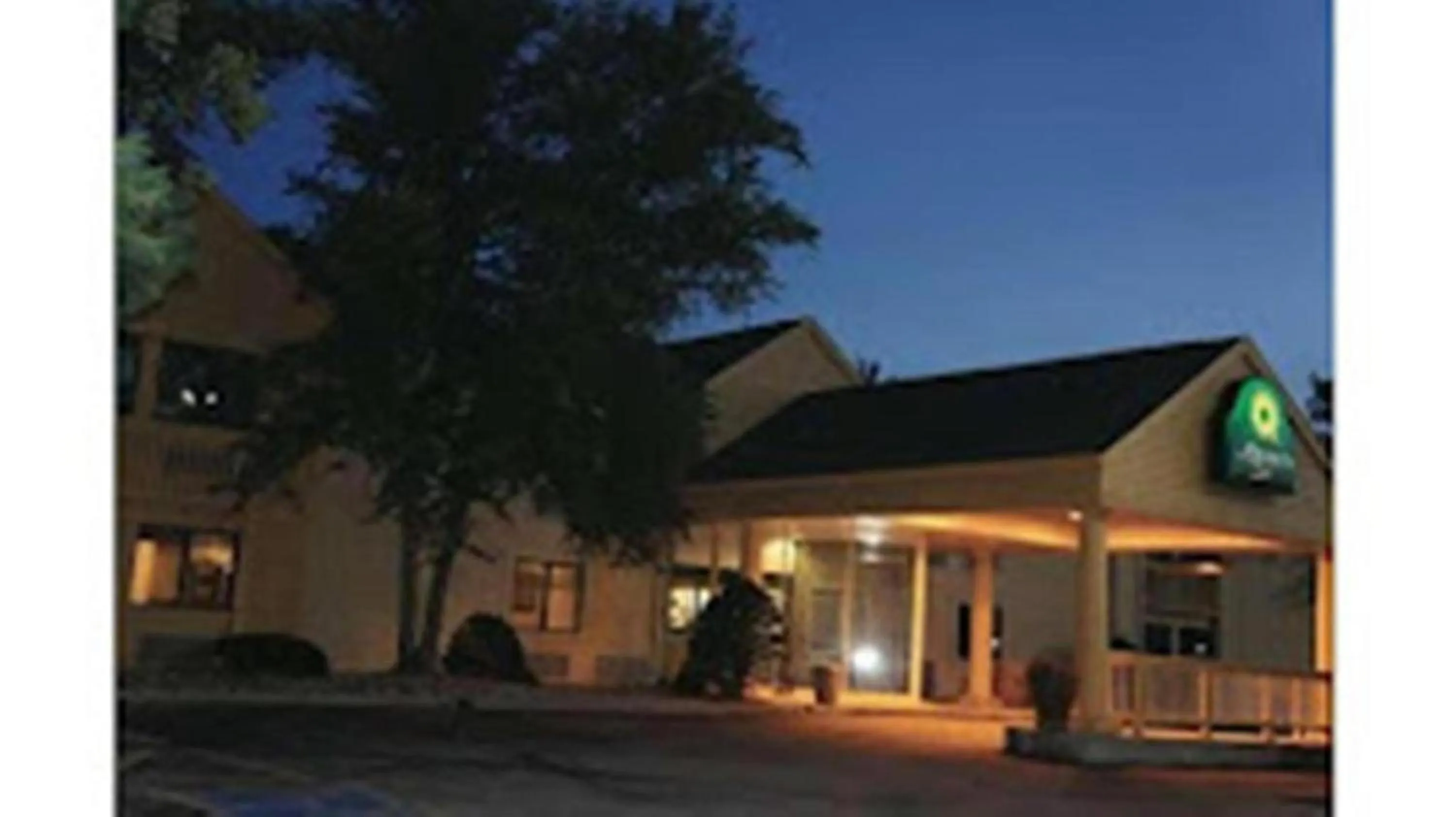 La Quinta Inn by Wyndham Omaha Southwest